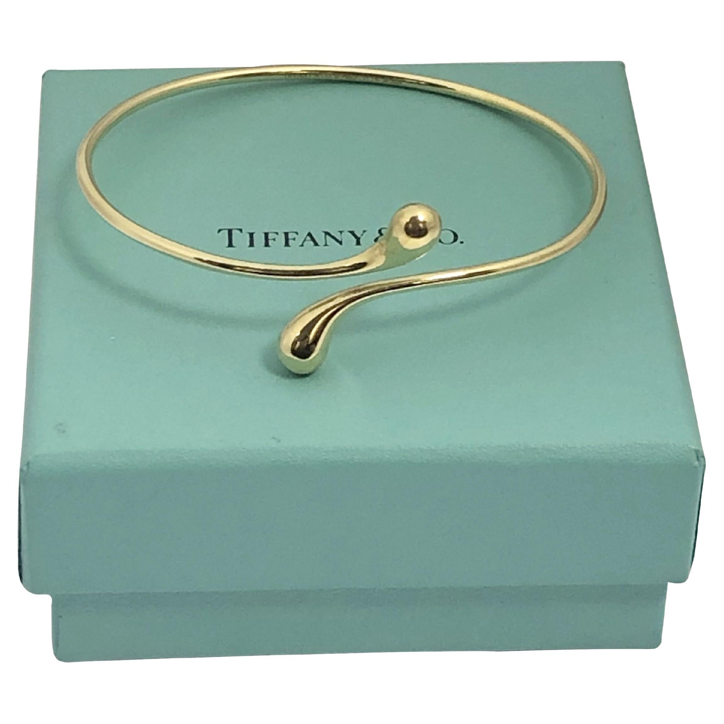 Tiffany 
Company Elsa Peretti Bracciale a goccia in oro giallo in vendita