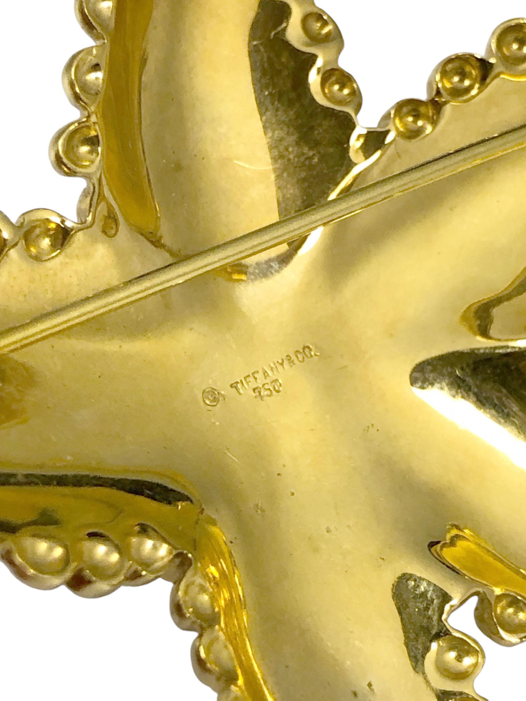 Women's or Men's Tiffany & Company Large Yellow Gold Star Fish Brooch For Sale