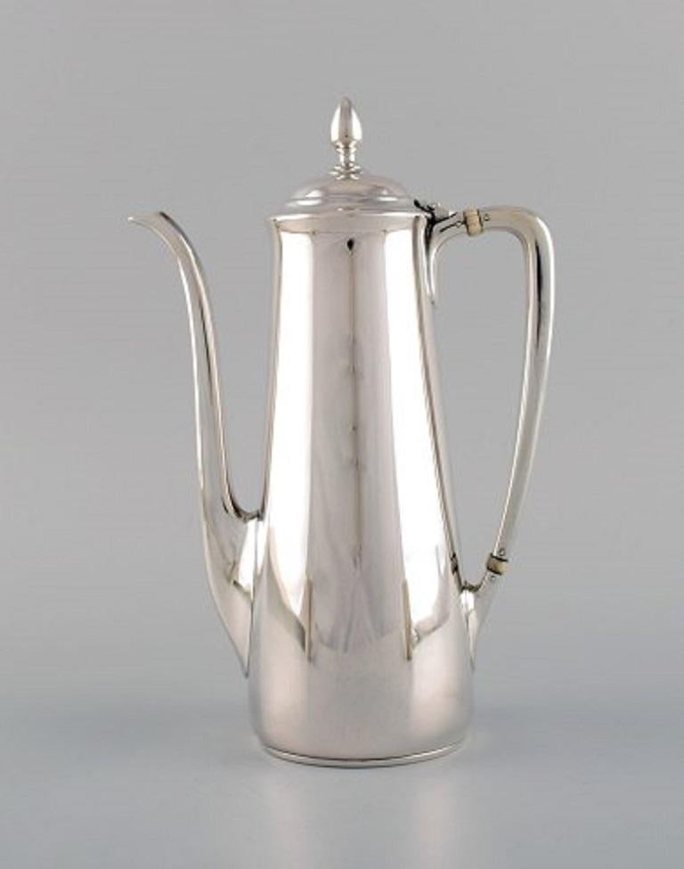 Art Deco Tiffany & Company, New York, Coffee Service in Sterling Silver, Early 20th C. For Sale