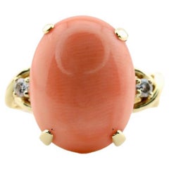 Tiffany & Company Vintage Coral and Diamond Ring in 18 Karat Yellow Gold