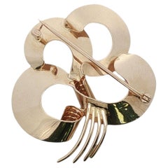 Tiffany & Company Retro Vintage Yellow Gold Ribbed Ribbon Brooch Pin