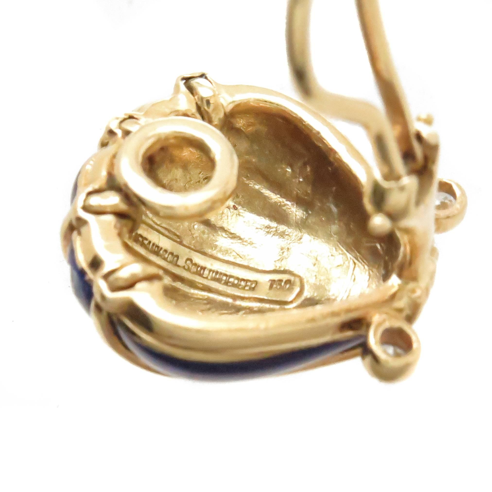 Schlumberger Gold-Diamant- und Emaille-Muschel-Ohrringe von Tiffany & Company im Zustand „Hervorragend“ im Angebot in Chicago, IL