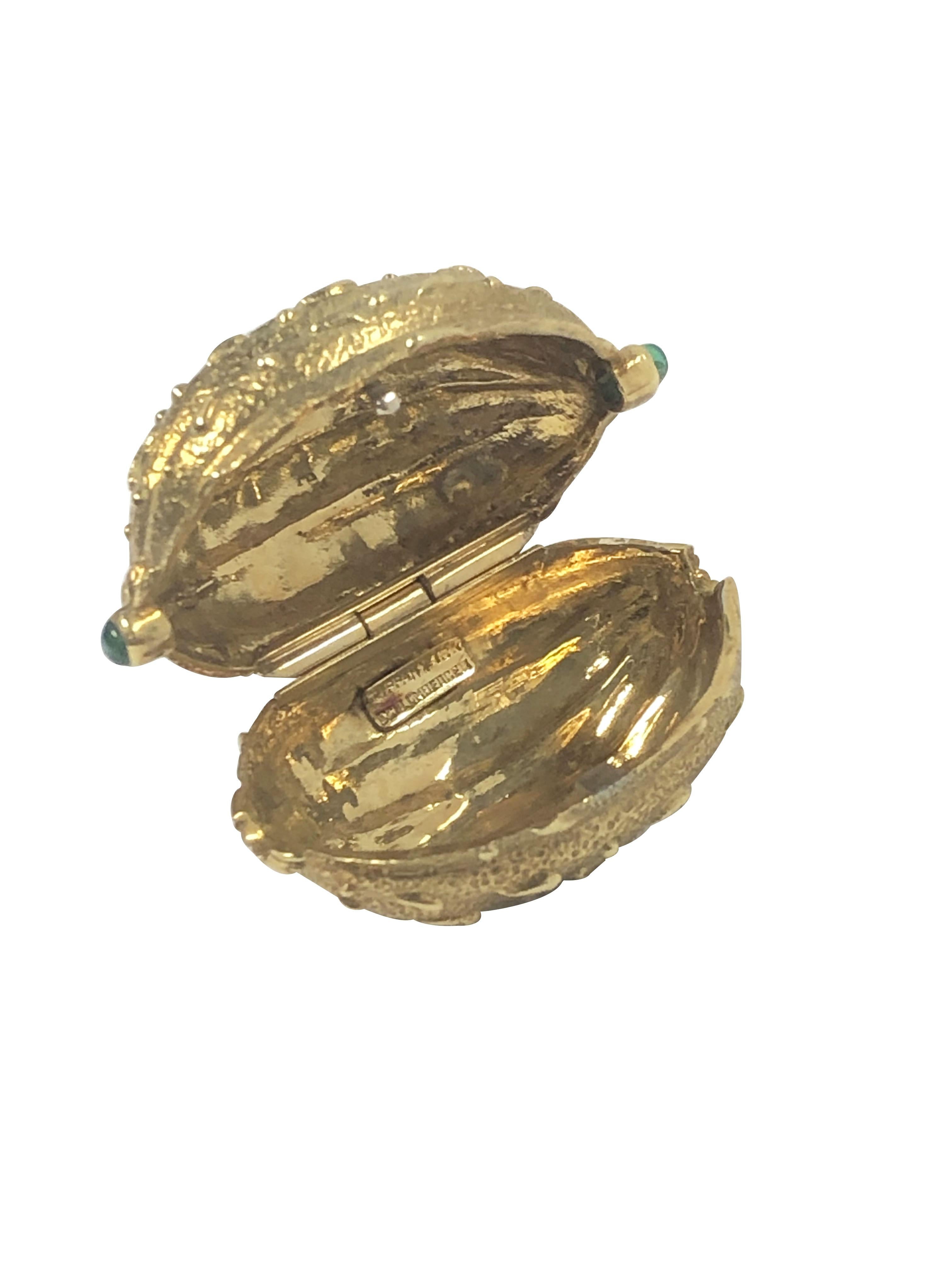 Cabochon Tiffany & Company Schlumberger Yellow Gold Walnut Pill Box