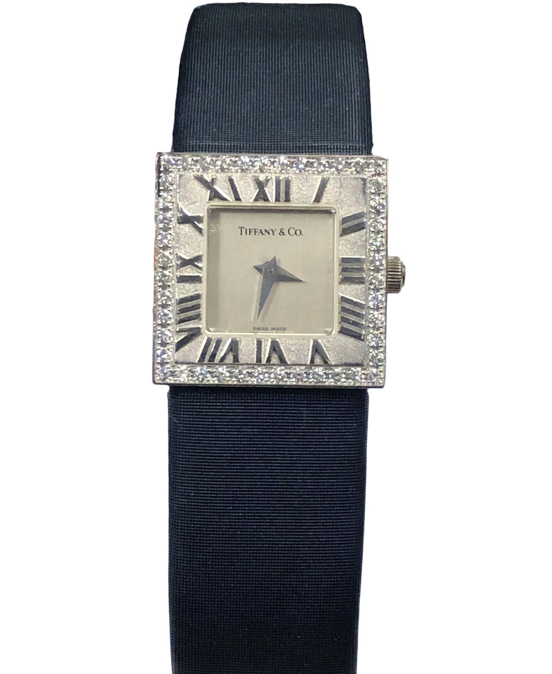 Reloj de cuarzo Tiffany & Company de oro blanco y diamantes, colección Atlas, para mujer en Excelente Estado en Chicago, IL