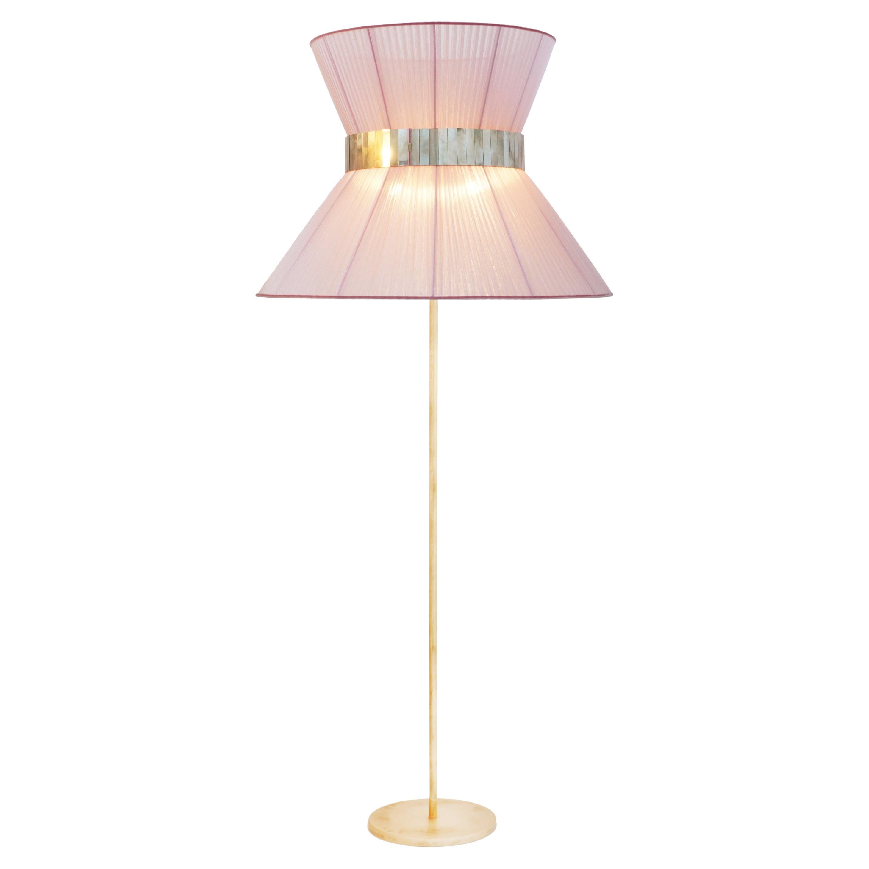 Lampadaire contemporain Tiffany 60 soie poudrée, laiton vieilli, verre argenté  