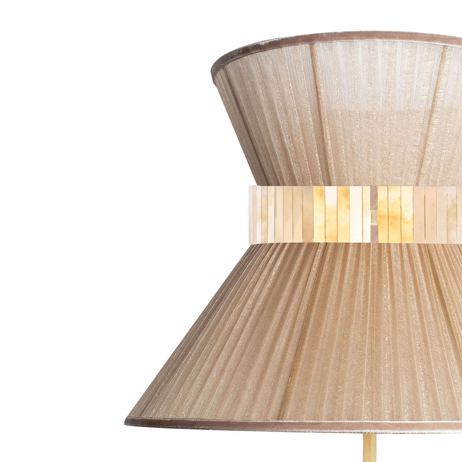 Moderno Lampada da terra contemporanea Tiffany 80 Gold Silk, ottone anticato, vetro argentato in vendita