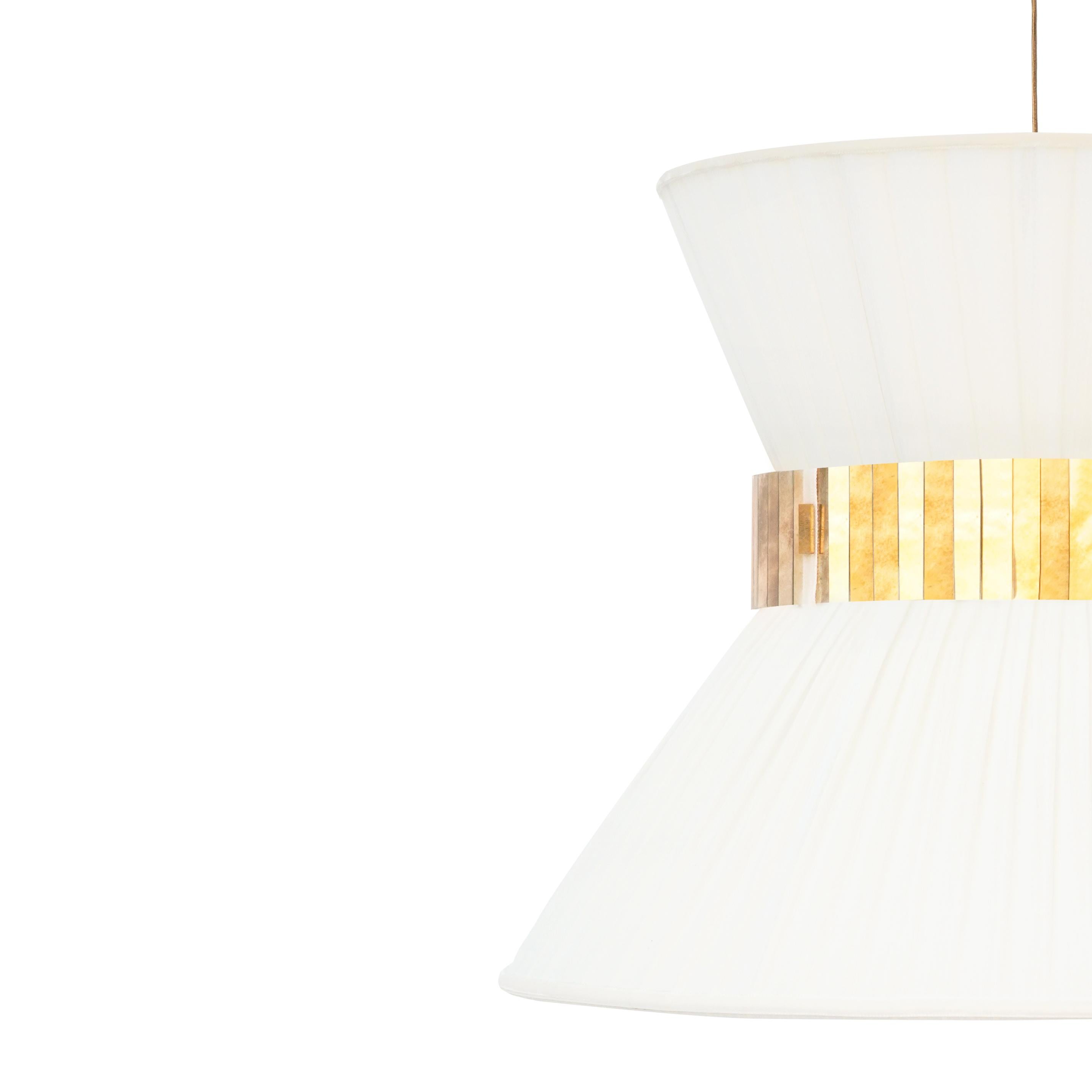 Tiffany Contemporary Hängelampe, 60 Mat-Cream Seide Versilbertes Glas Messing (Moderne) im Angebot