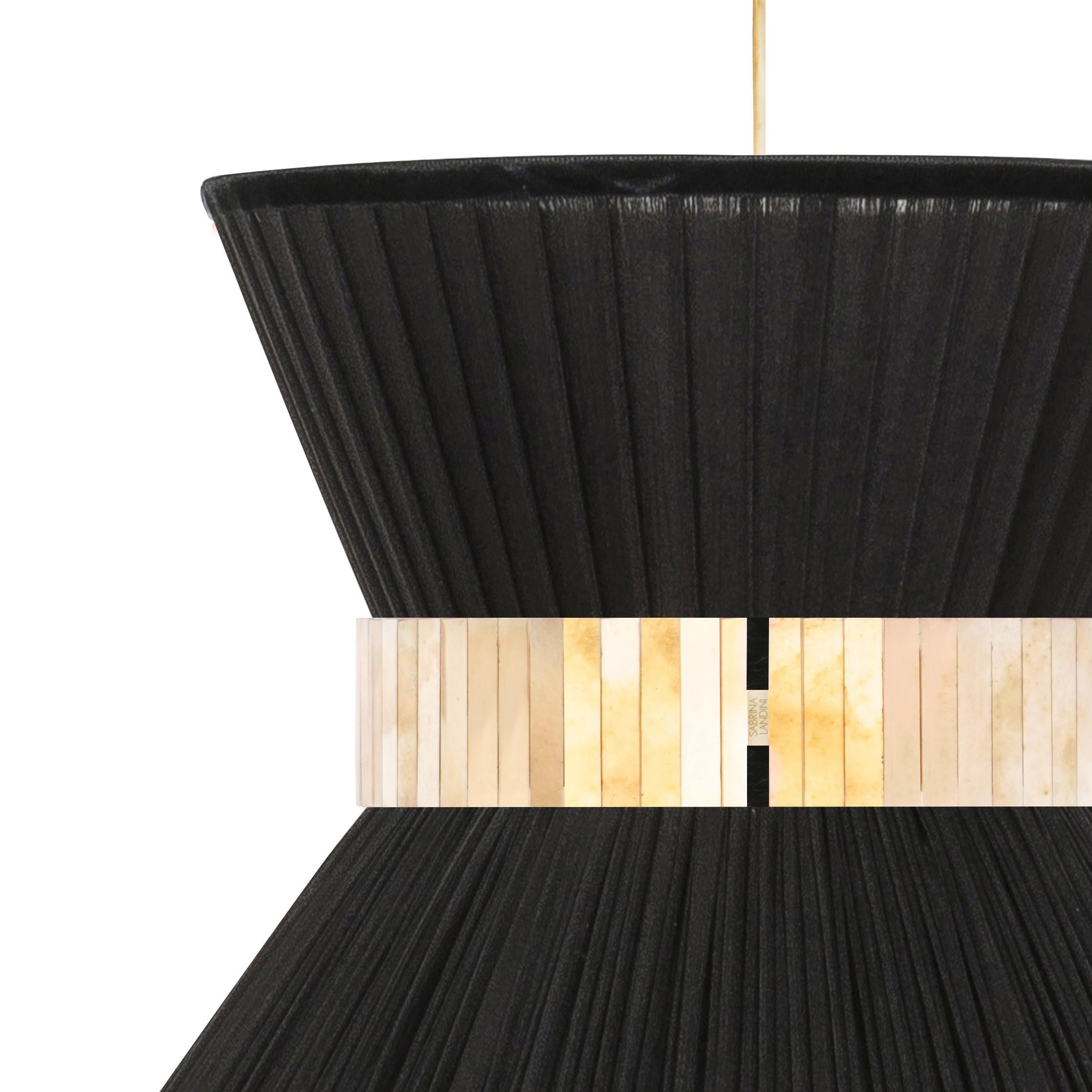 TIFFANY  

The first one, 
Audrey inspired the iconic

Introducing Sabrina's breathtaking collection of Tiffany lamps.
Year after year Sabrina Landini perpetuates its exceptional expertise, offering much more than a lamp – a touch of