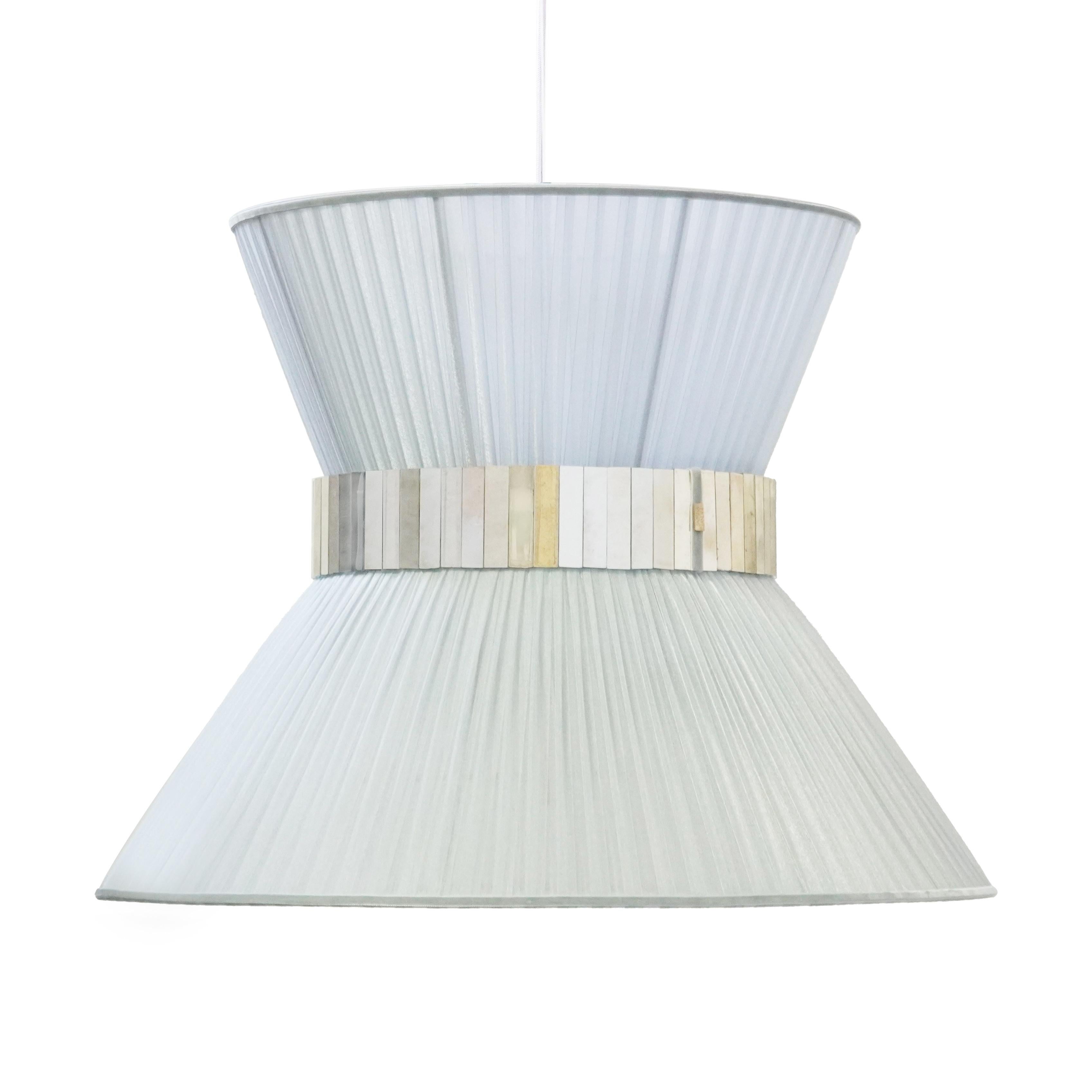 TIFFANY  

The first one, 
Audrey inspired the iconic

Introducing Sabrina's breathtaking collection of Tiffany lamps.
Year after year Sabrina Landini perpetuates its exceptional expertise, offering much more than a lamp – a touch of