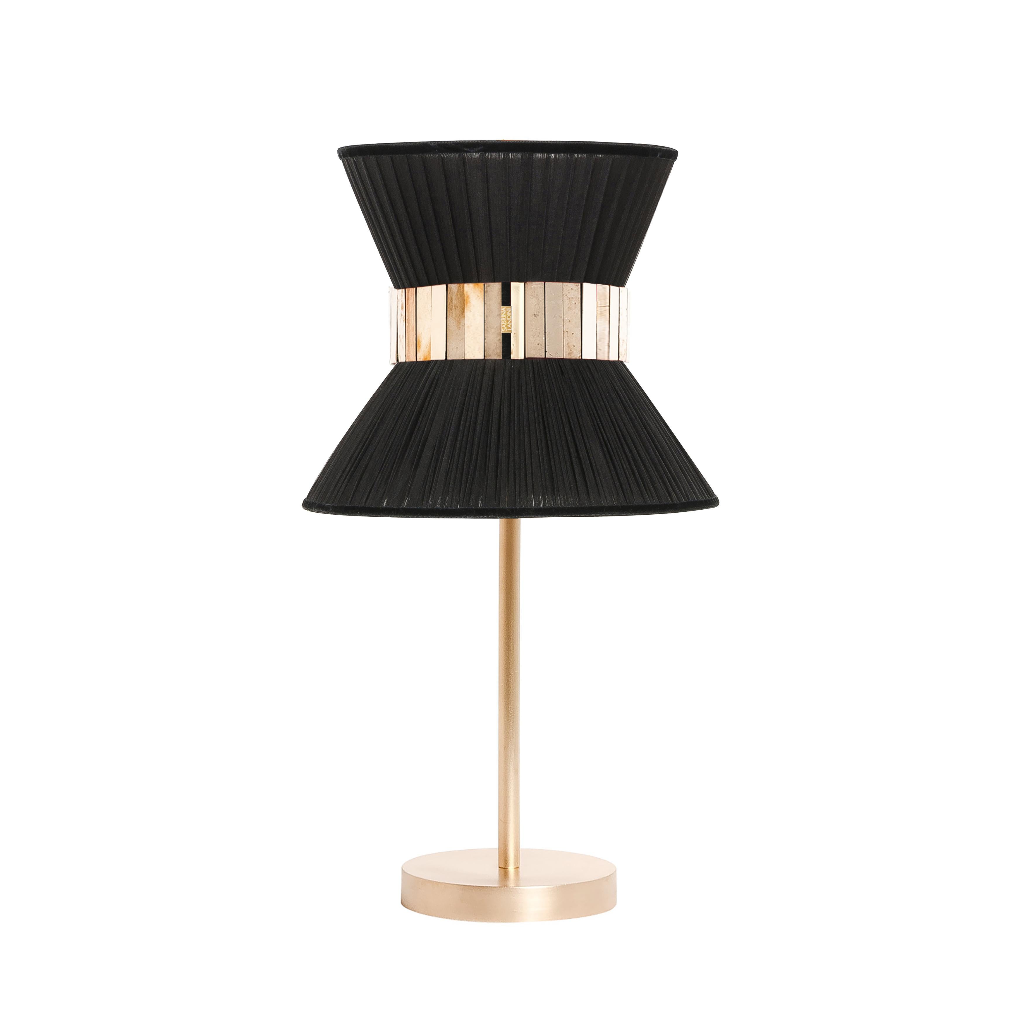 Lampe de table contemporaine Tiffany 23 soie noire, laiton, verre argenté en vente
