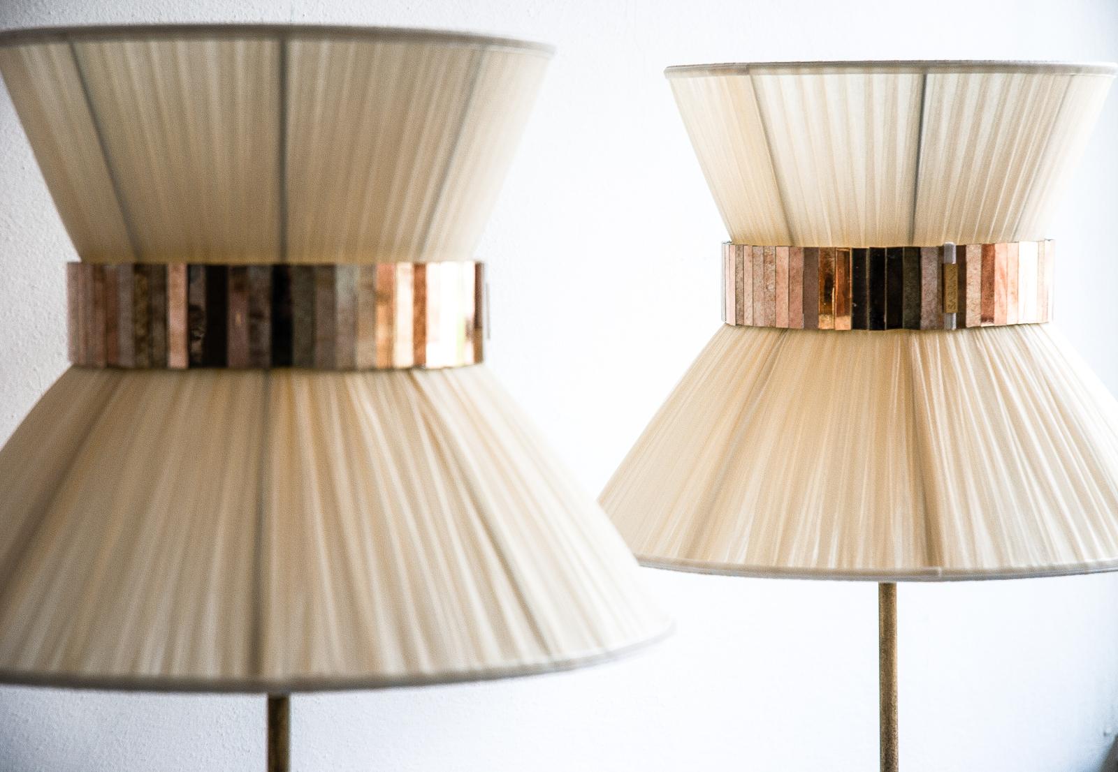 Tiffany contemporary table Lamp Silk, Antiqued Brass, Silvered Glass In New Condition In Pietrasanta, IT