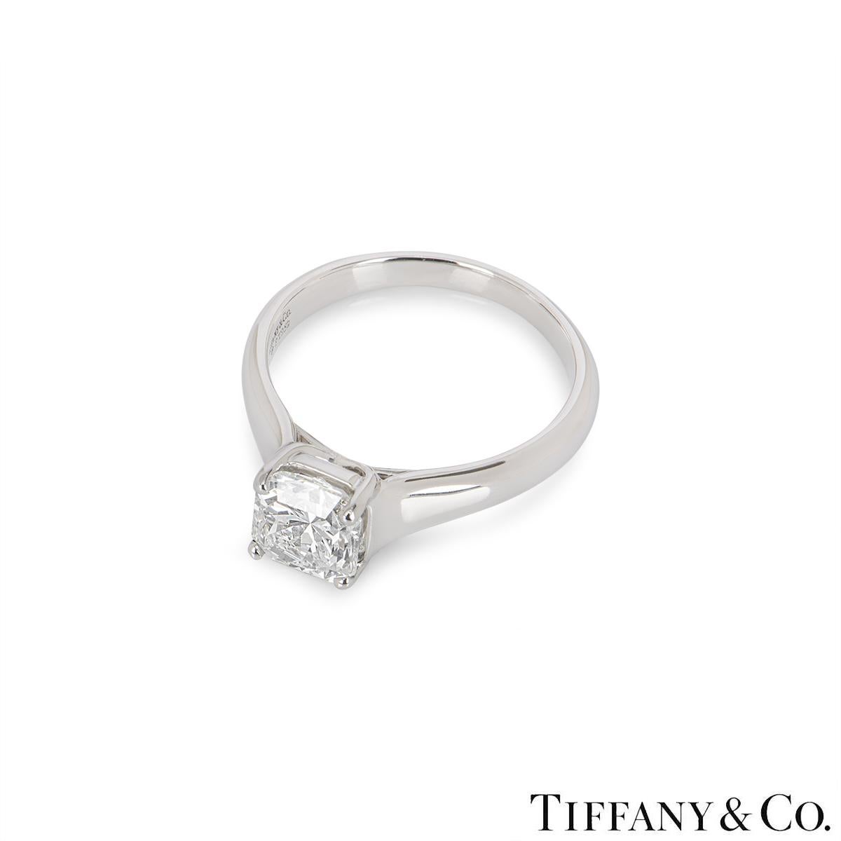 Tiffany & Co.Platinum Lucida Cut Diamond Ring 1.61ct H/IF Excellent état - En vente à London, GB