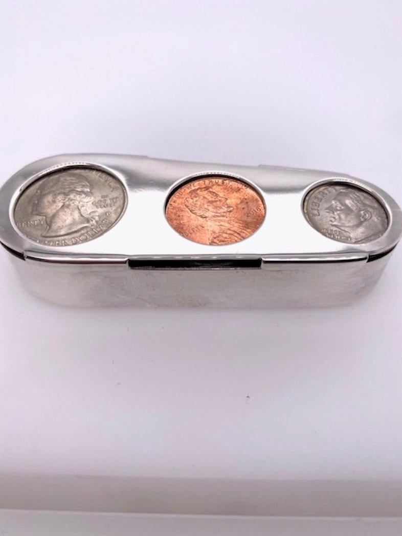 pocket coin dispenser