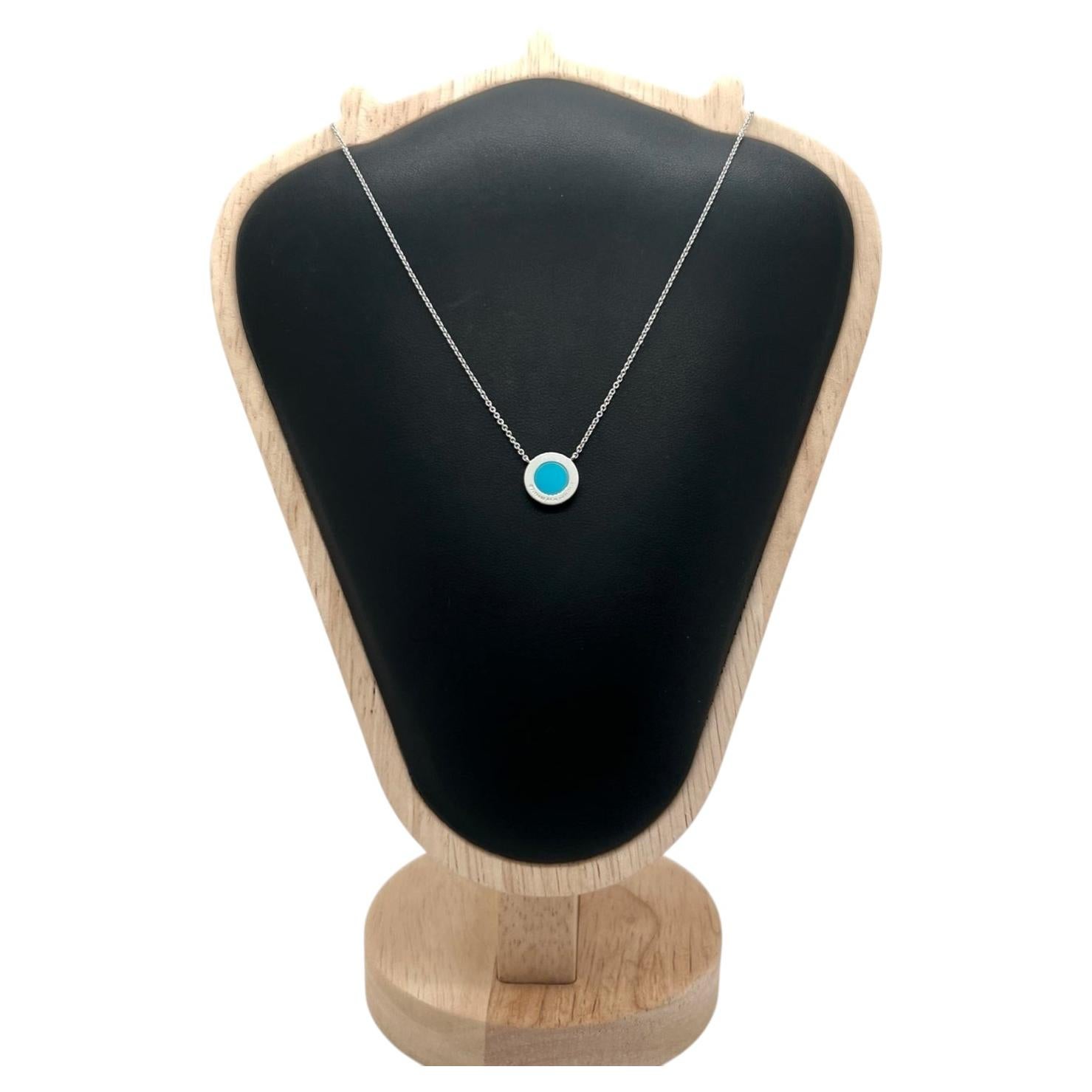 Collar con colgante de Tiffany & Co. T Two Circle en oro blanco de 18 quilates con turquesa y diamantes
