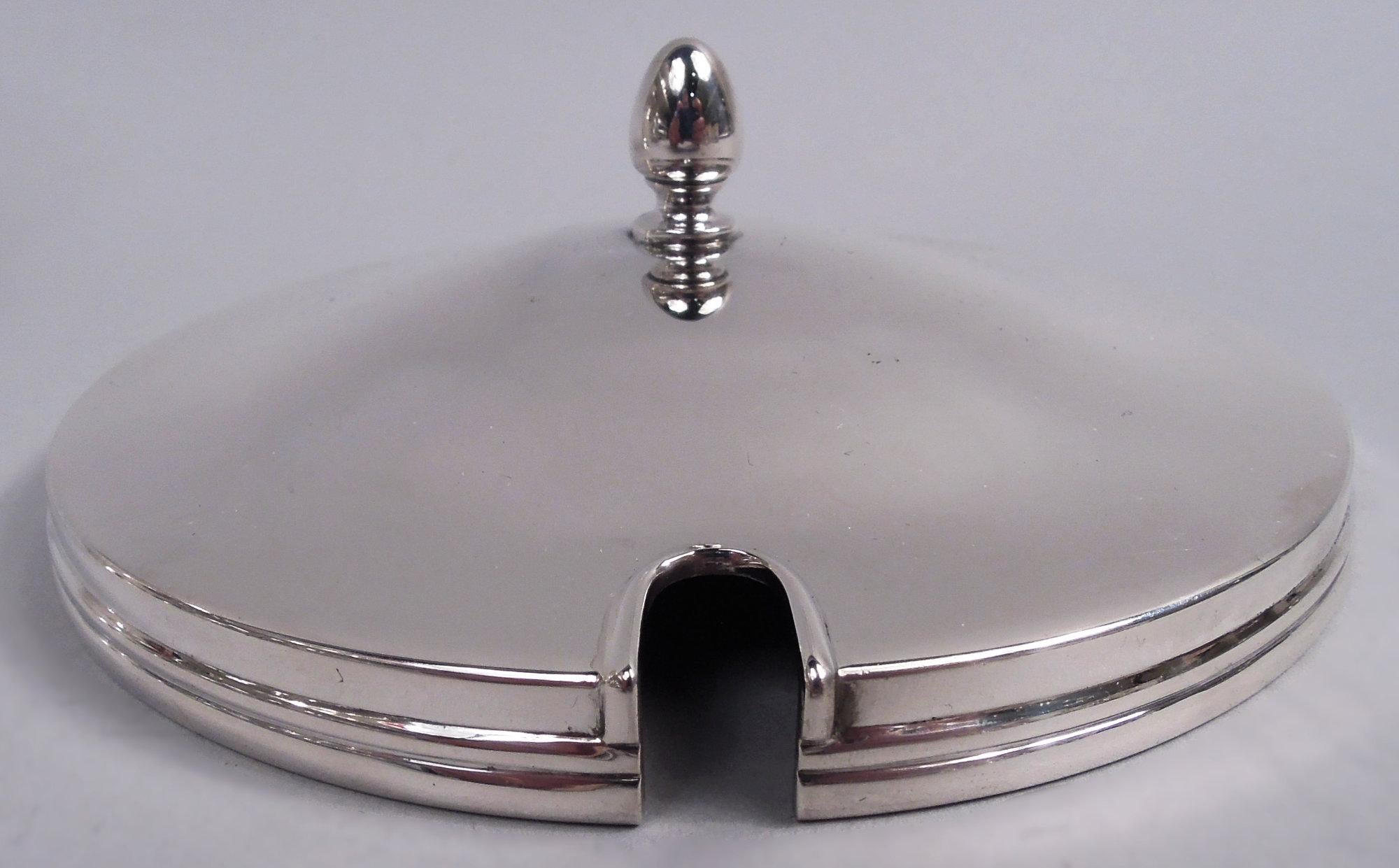 Tiffany Edwardian Classical Sterling Silber Kaviar Schale auf Platte (20. Jahrhundert) im Angebot