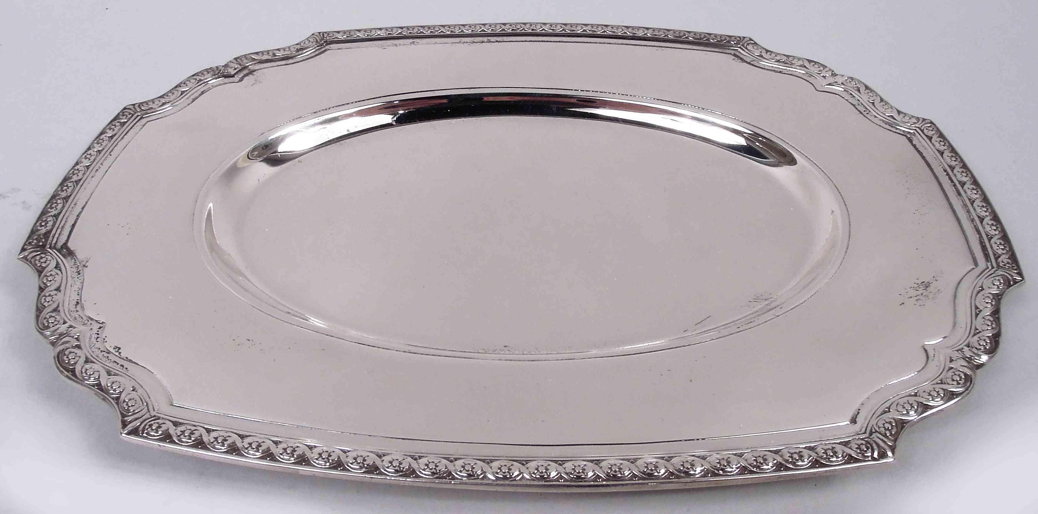 Tiffany Edwardian Classical Sterling Silver Gravy Boat on Stand For Sale 5