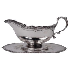 Tiffany Edwardian Classical Sterling Silver Gravy Boat on Stand