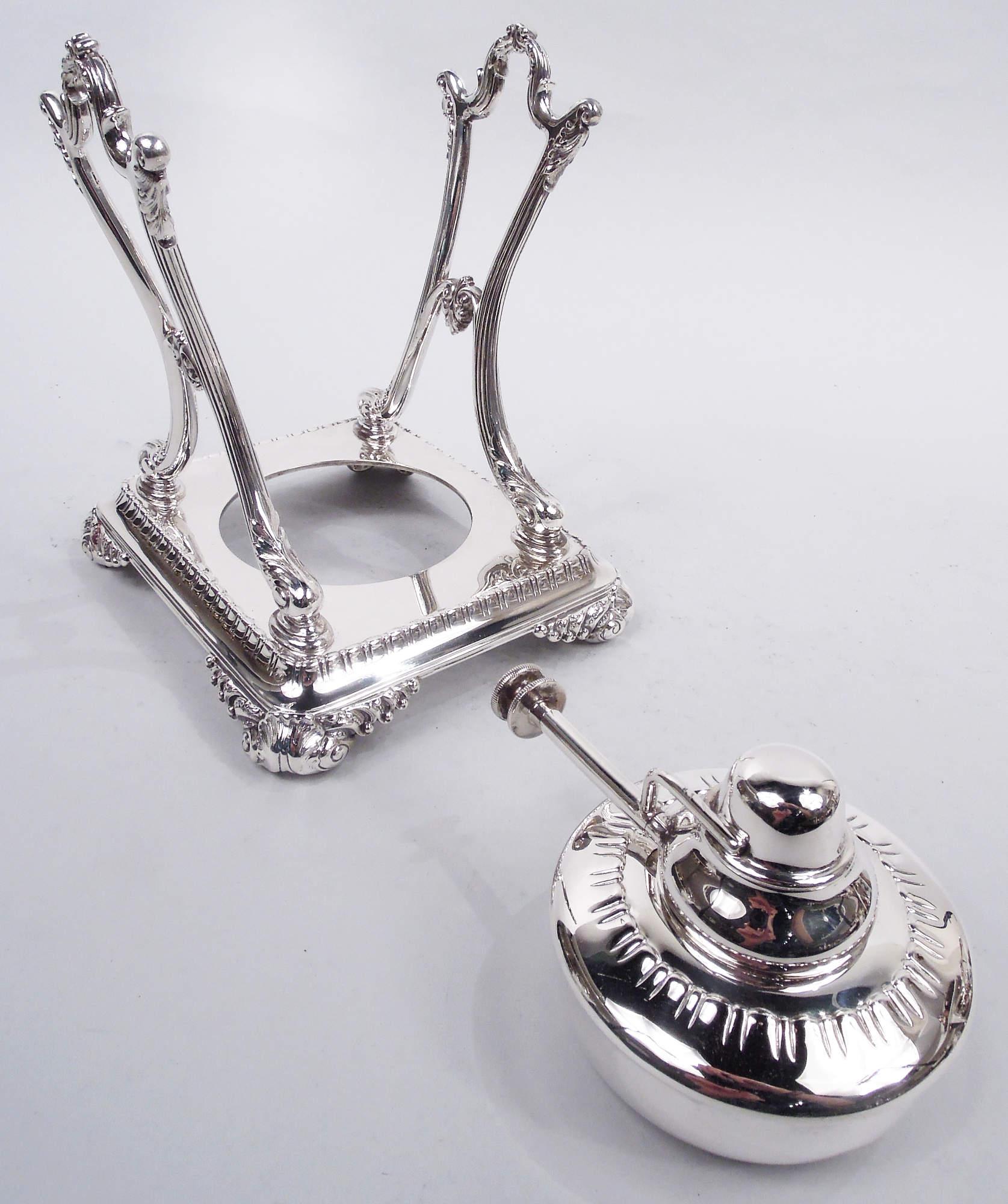 Bouilloire Tiffany Edwardienne Classique en Argent Sterling sur Stand en vente 4