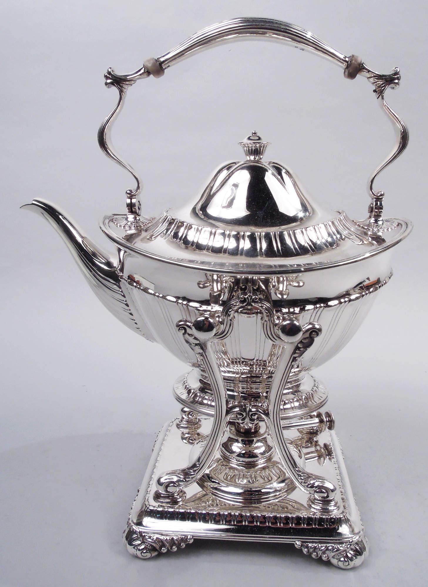 20th Century Tiffany Edwardian Classical Sterling Silver Tea Kettle on Stand For Sale
