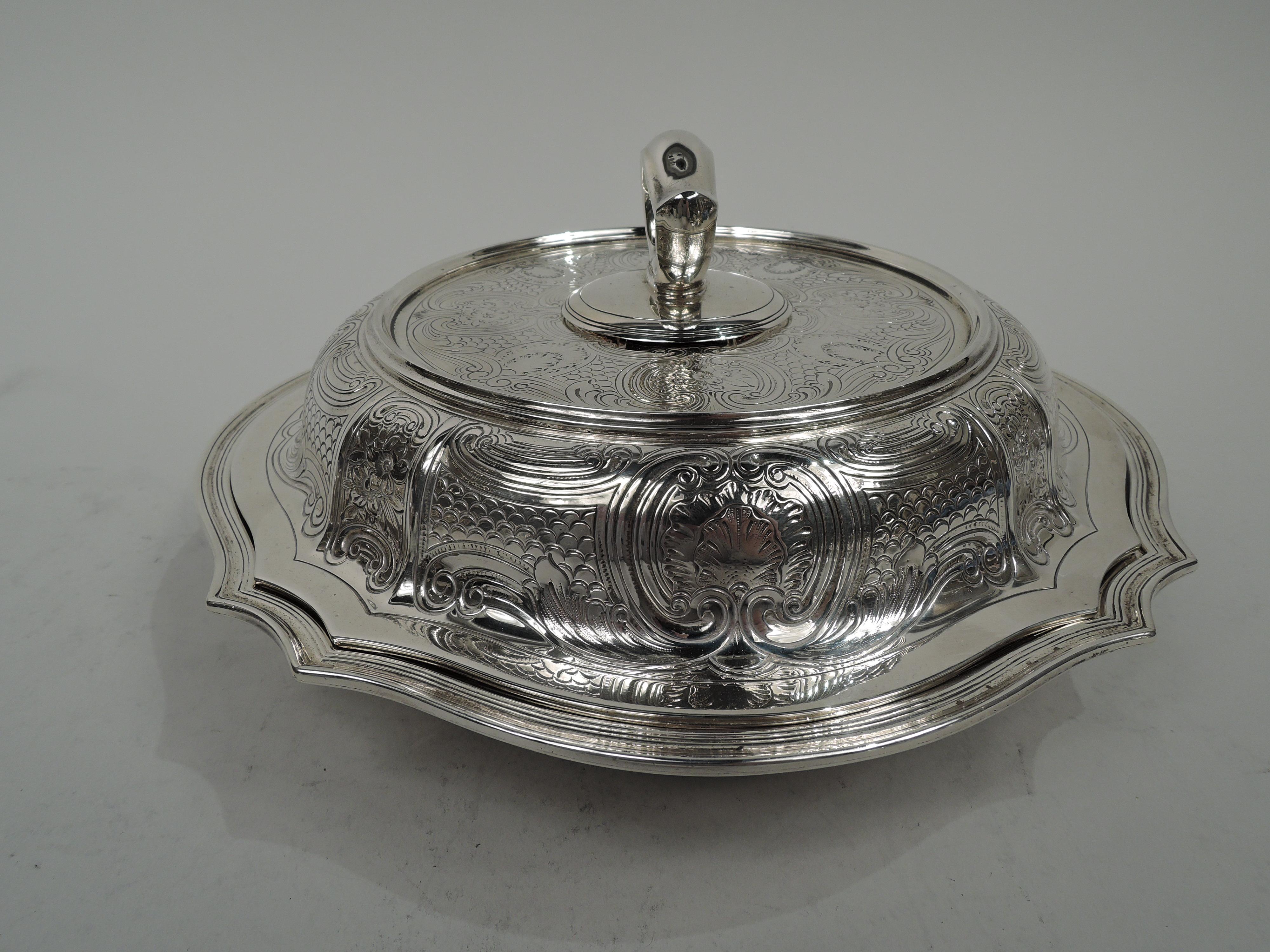 American Tiffany Edwardian Modern Classical Sterling Silver Round Serving Bowl For Sale