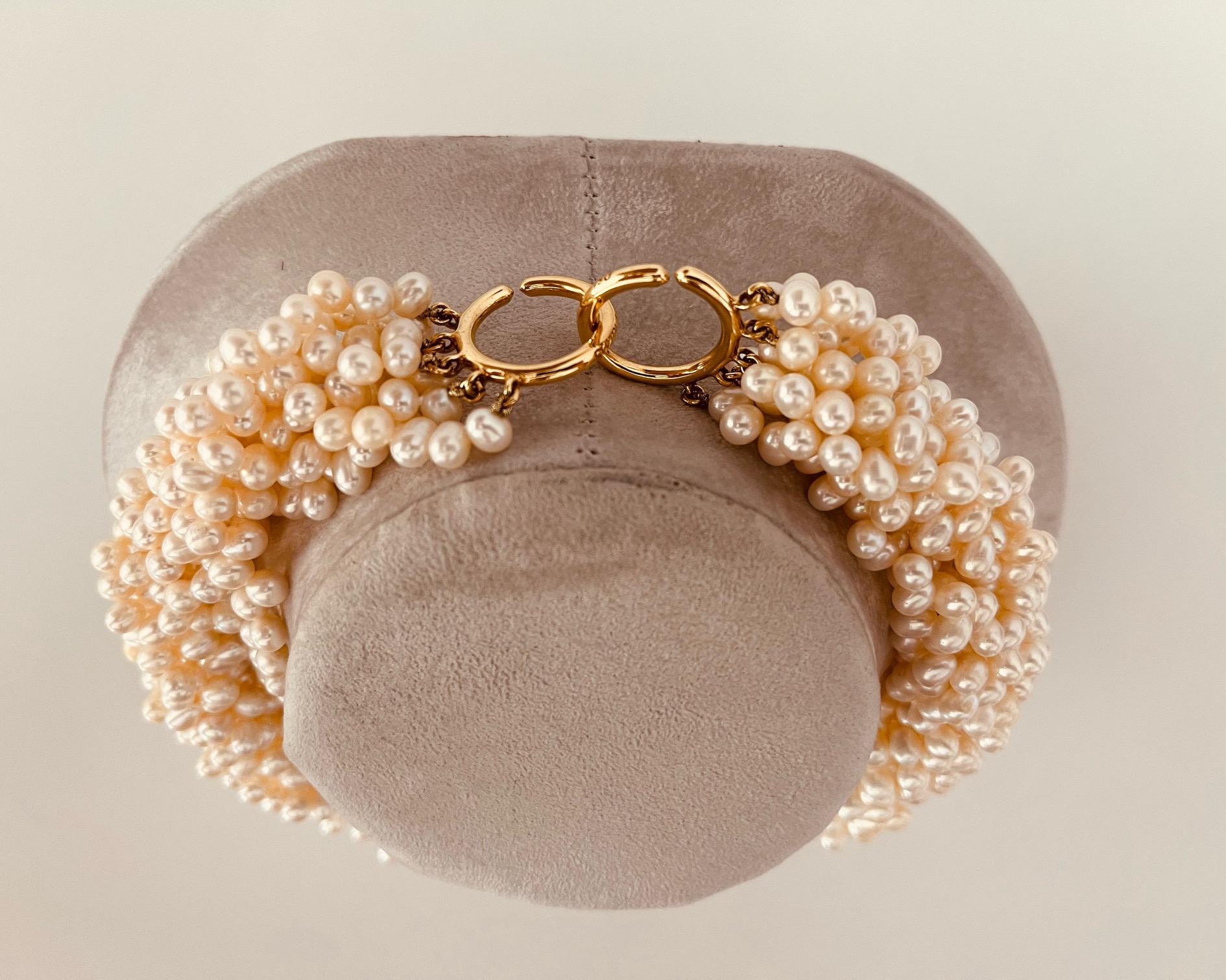 TIFFANY Collier de perles d'eau douce à huit brins et cercles imbriqués en or 18 carats en vente 8