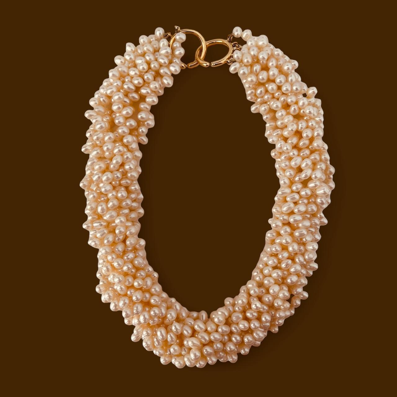 TIFFANY Collier de perles d'eau douce à huit brins et cercles imbriqués en or 18 carats en vente 4