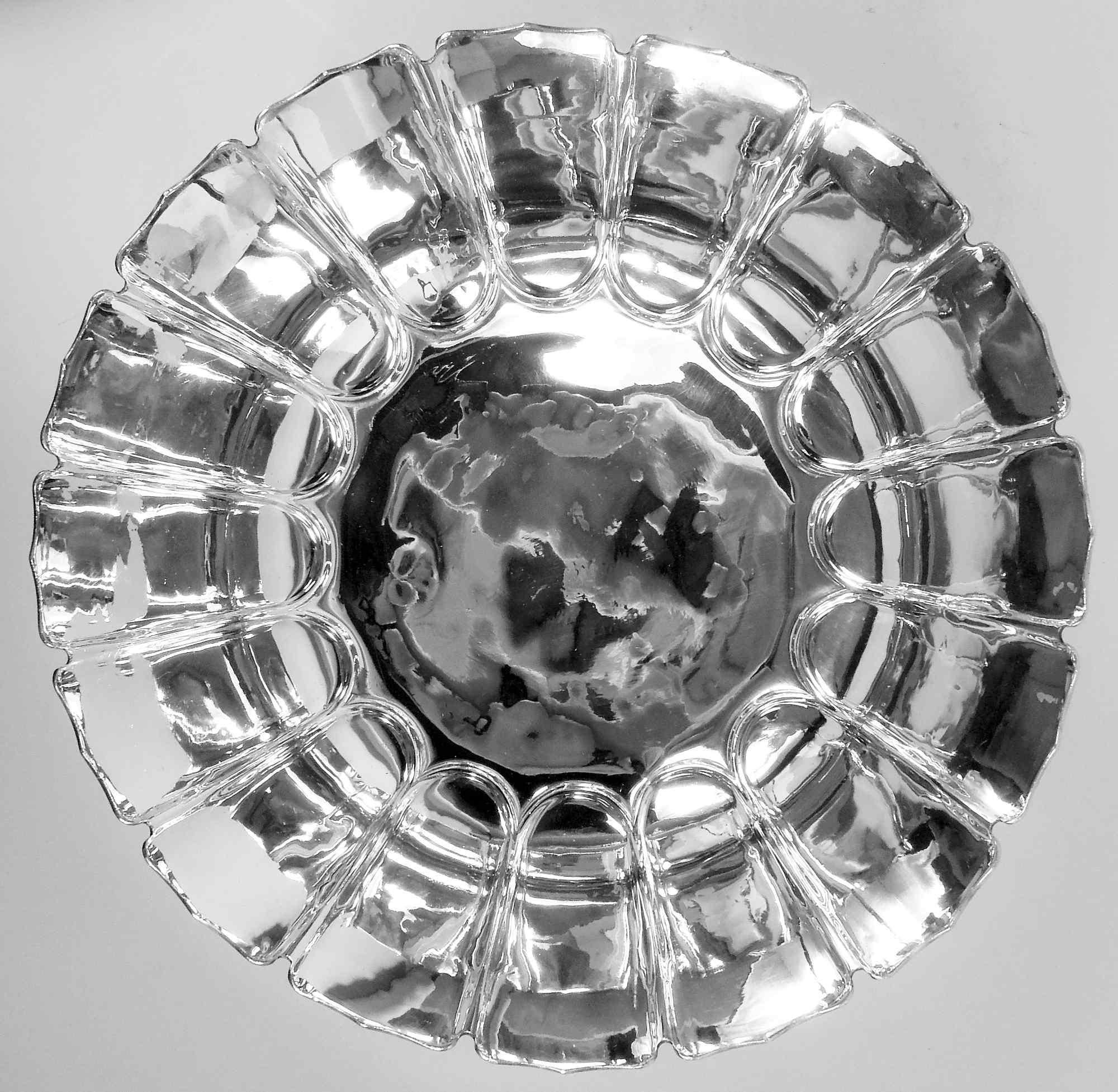 Cuenco centro de mesa clásico inglés de mediados de siglo Tiffany Británico en venta