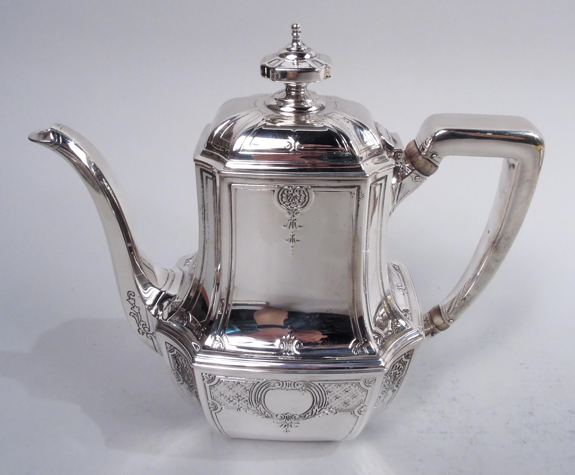 Tiffany Engraved Hampton Sterling Silver Art Deco Coffee & Tea Set on Tray In Good Condition For Sale In New York, NY