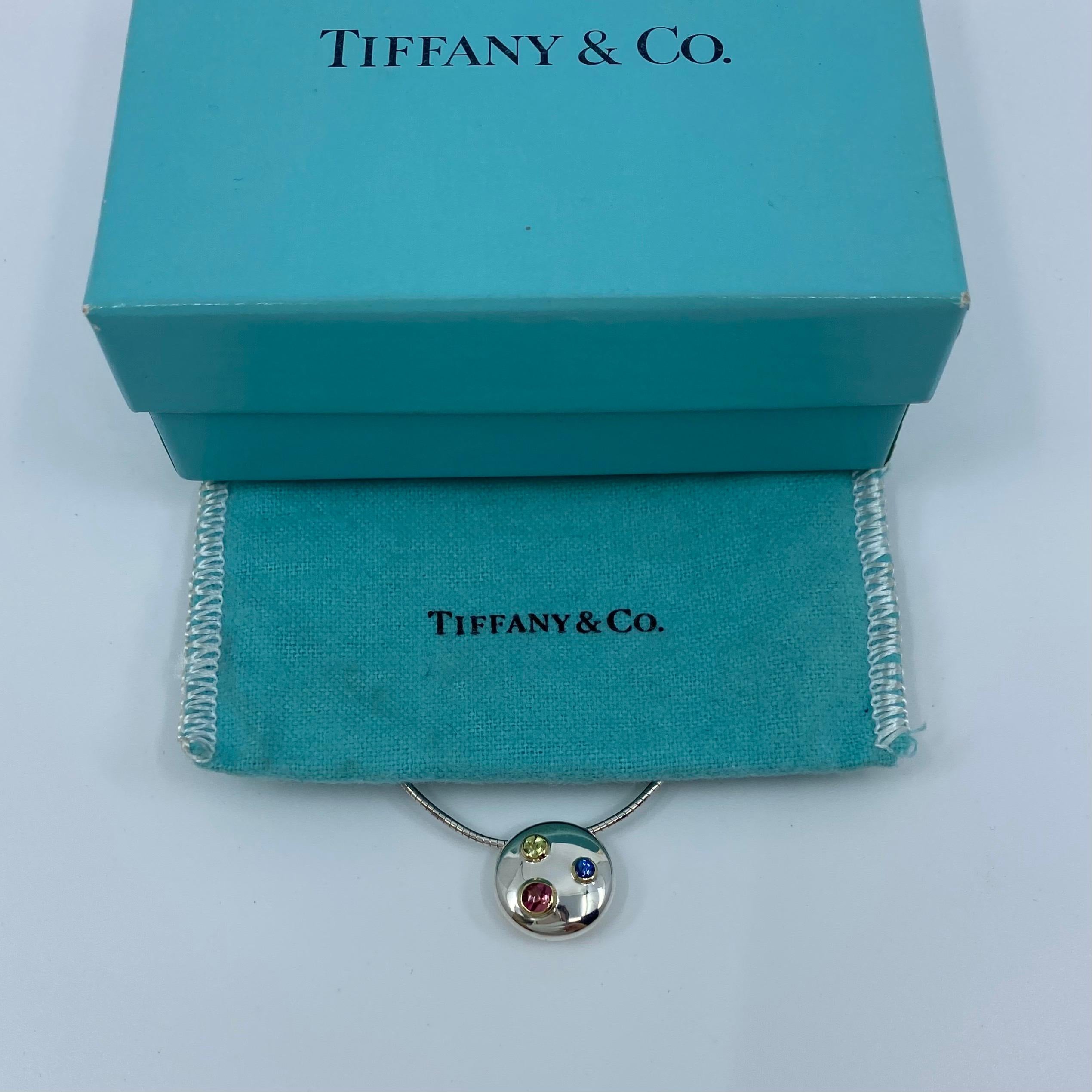 Round Cut Tiffany & Co. Etoile 18 Karat Gold and Silver Sapphire Peridot Pendant Necklace