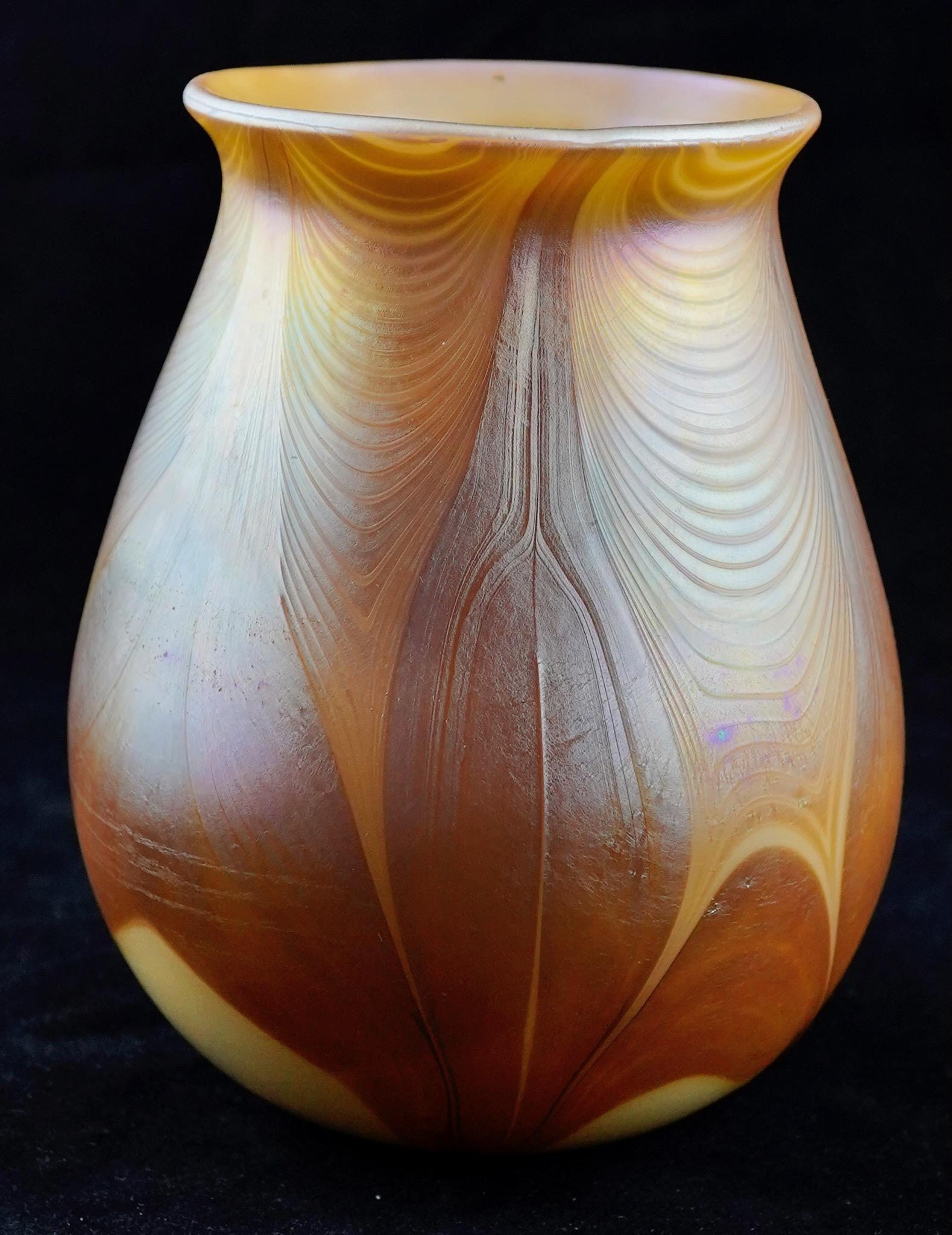 Americano Vaso di piume Tiffany Favril in vendita