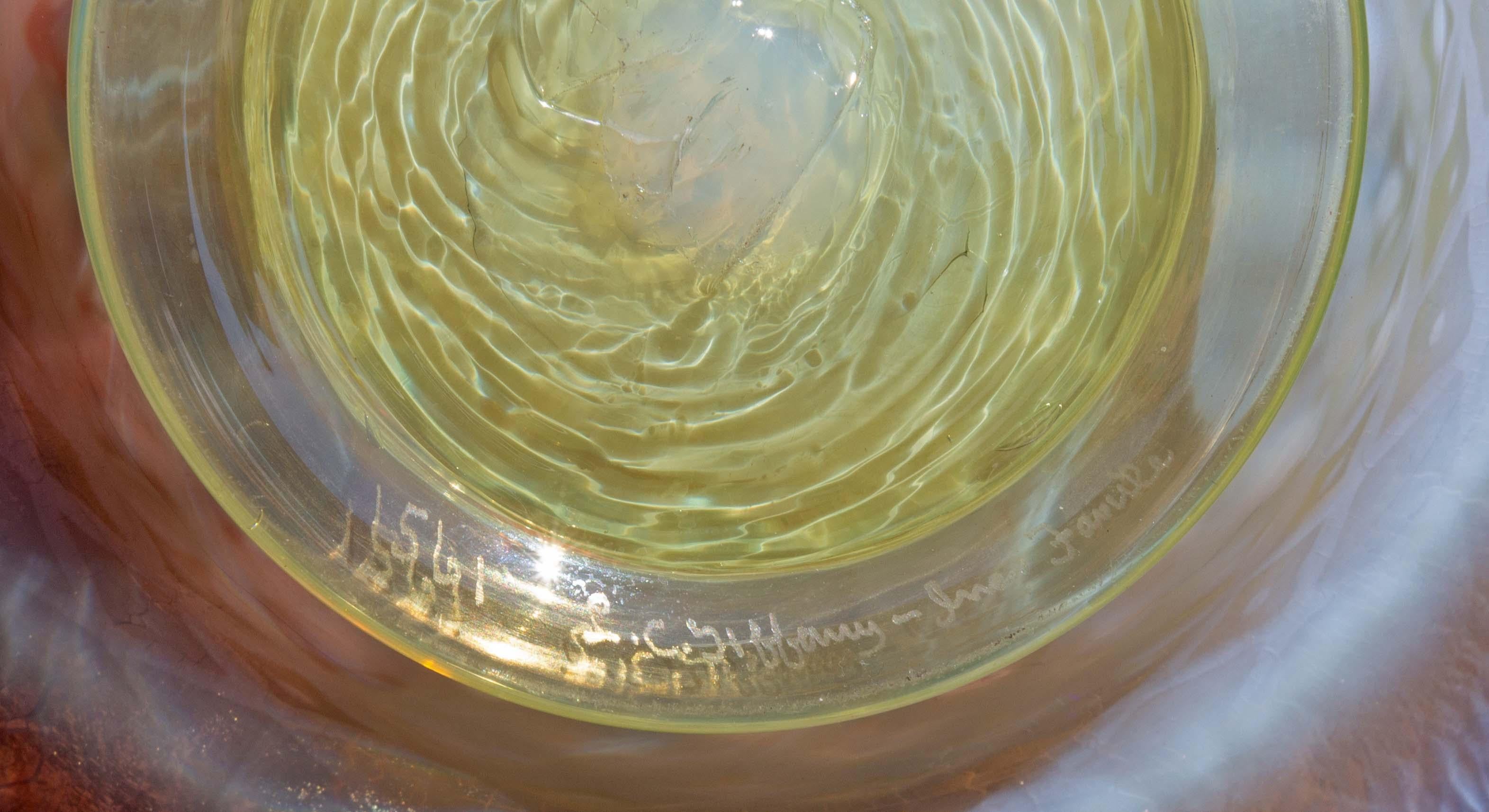 20th Century Tiffany Favrile Glass Bowl