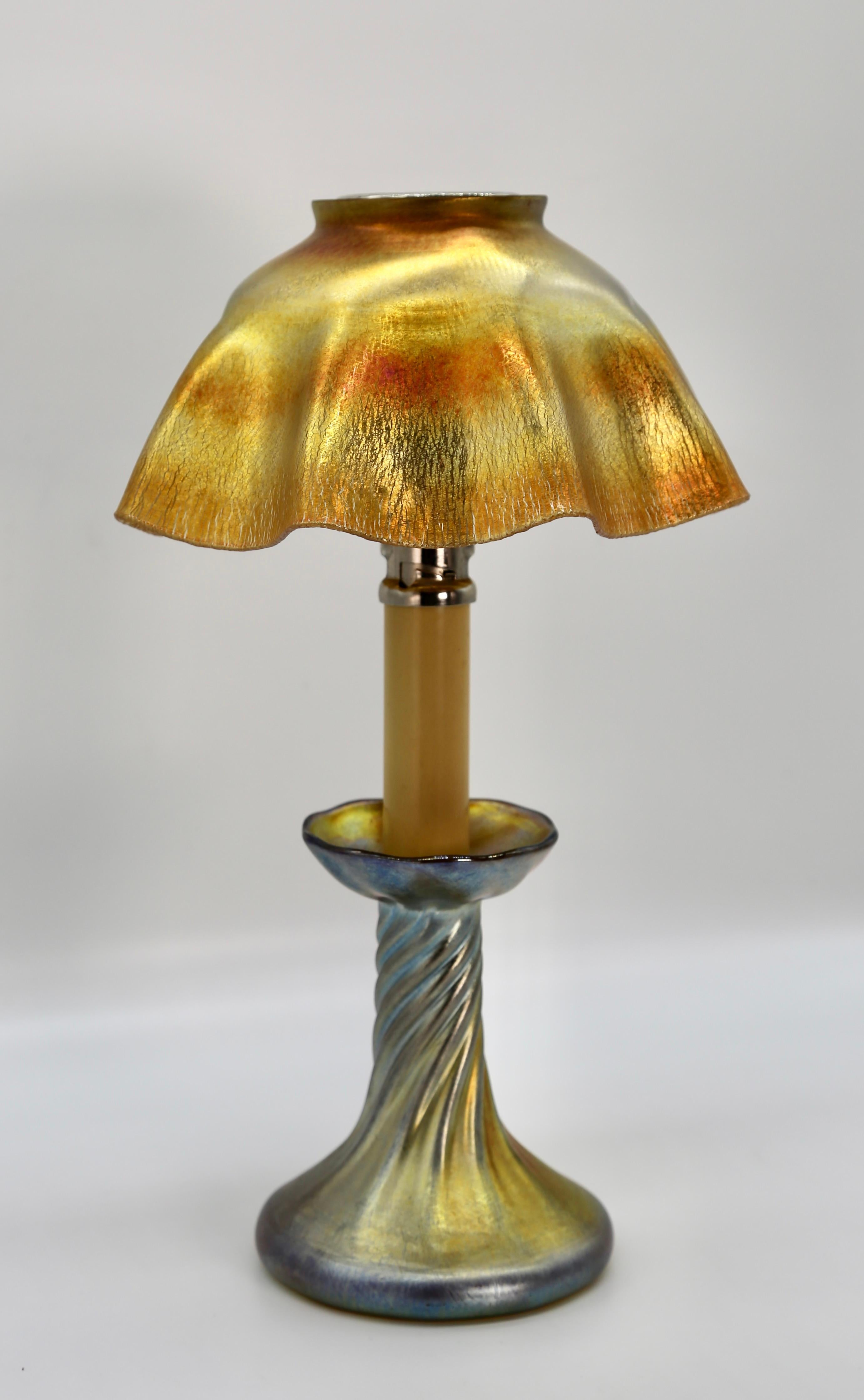 Tiffany Favrile Glass Candle Shades Pair Iridescent Gold Original 1900 In Excellent Condition For Sale In Glenford, NY