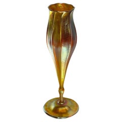Tulpenform-Lampe aus Favrile-Glas von Tiffany