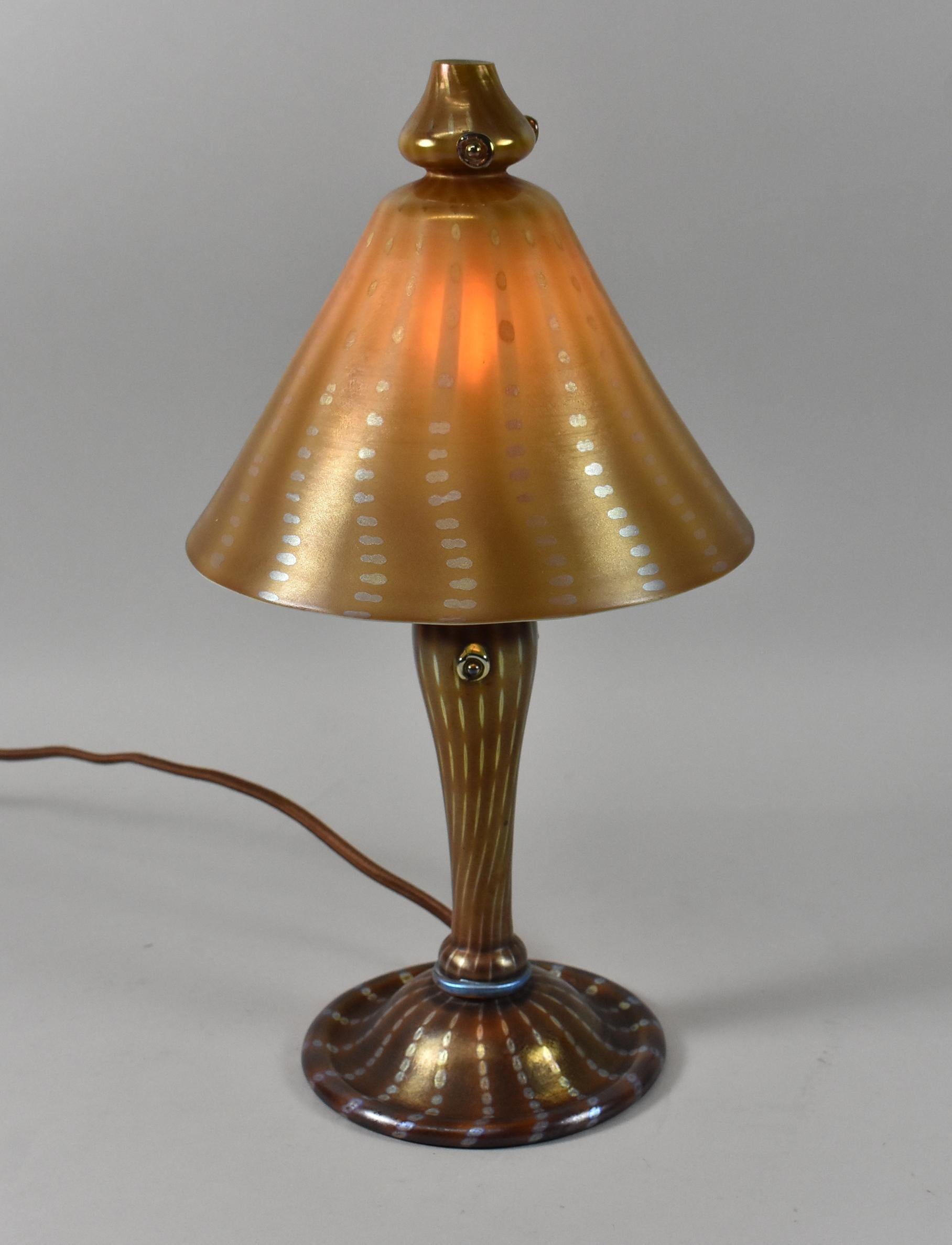 Lámpara de tocador Tiffany Favrile Art Glass siglo XX en venta