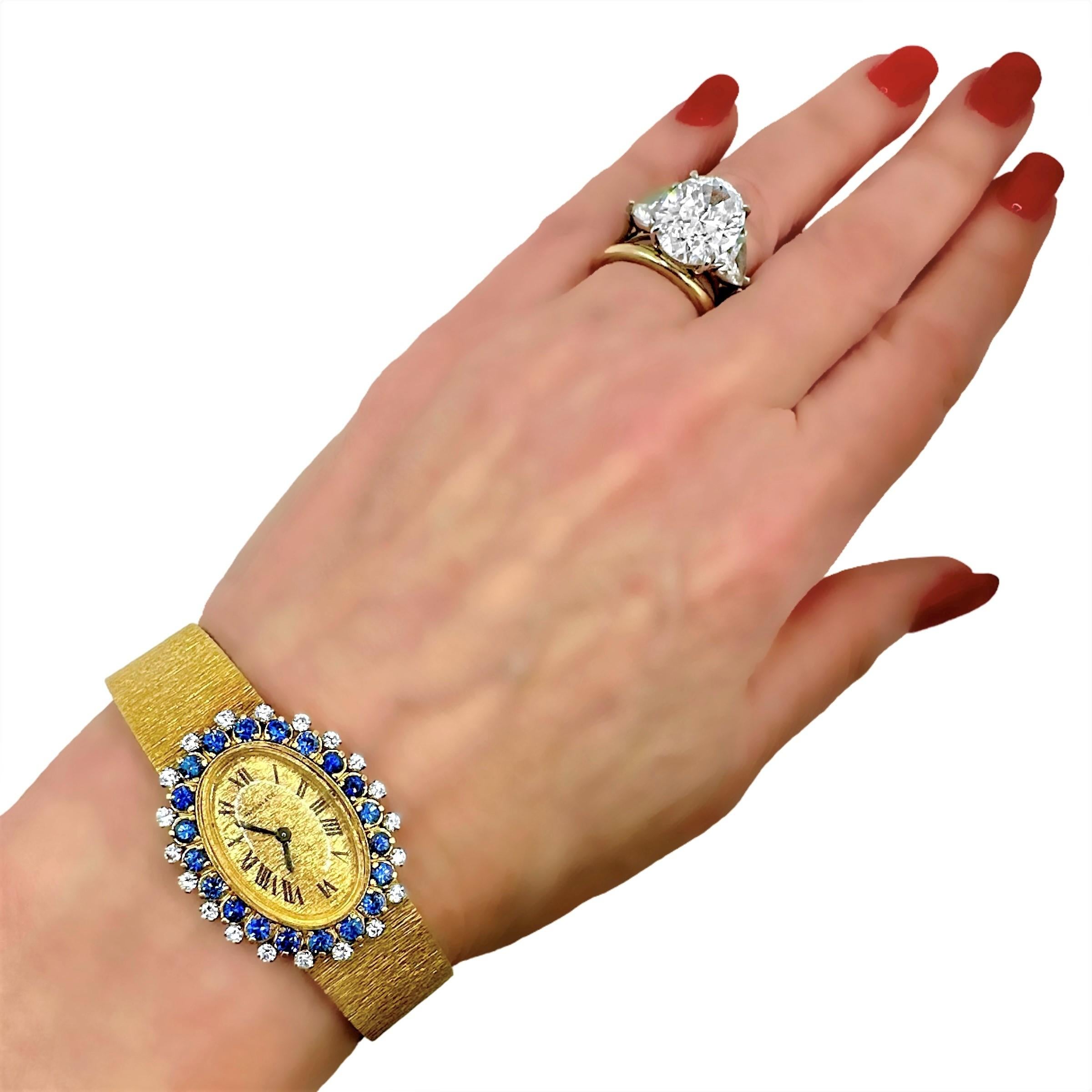 Montre cocktail française en or jaune 18 carats, diamants et saphirs en vente 4