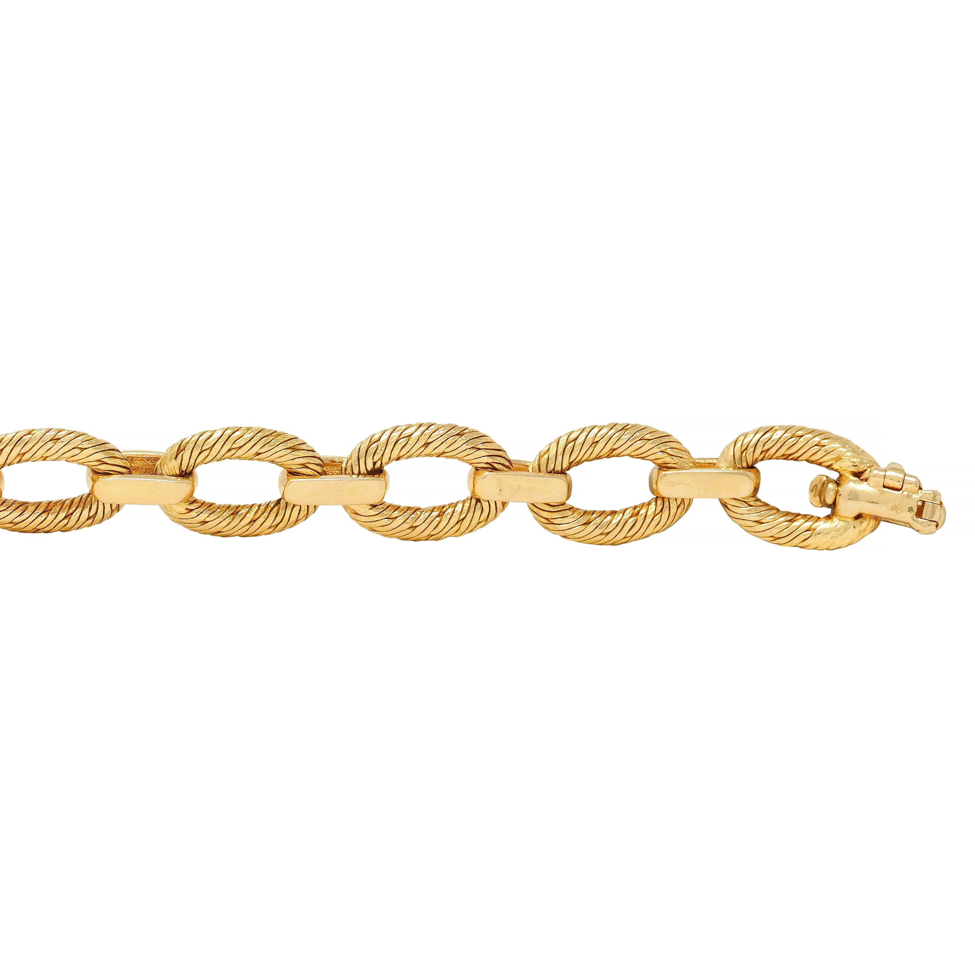 Tiffany French 1960s 18 Karat Yellow Gold Textured Vintage Oval Link Bracelet 3