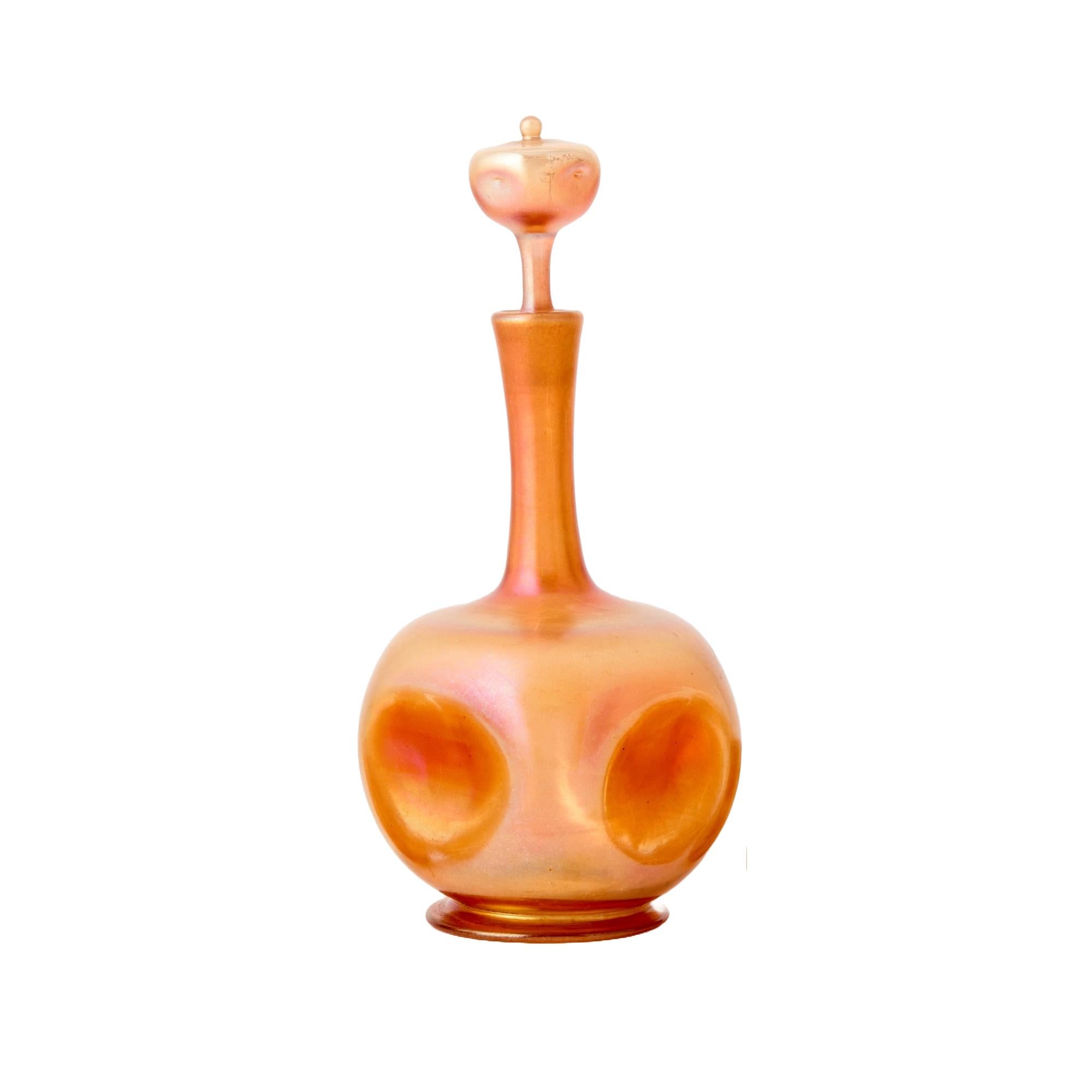 Tiffany Gold Favrile Blown Glass Cordial Service, Louis Comfort Tiffany, 1902 In Good Condition For Sale In Tarry Town, NY