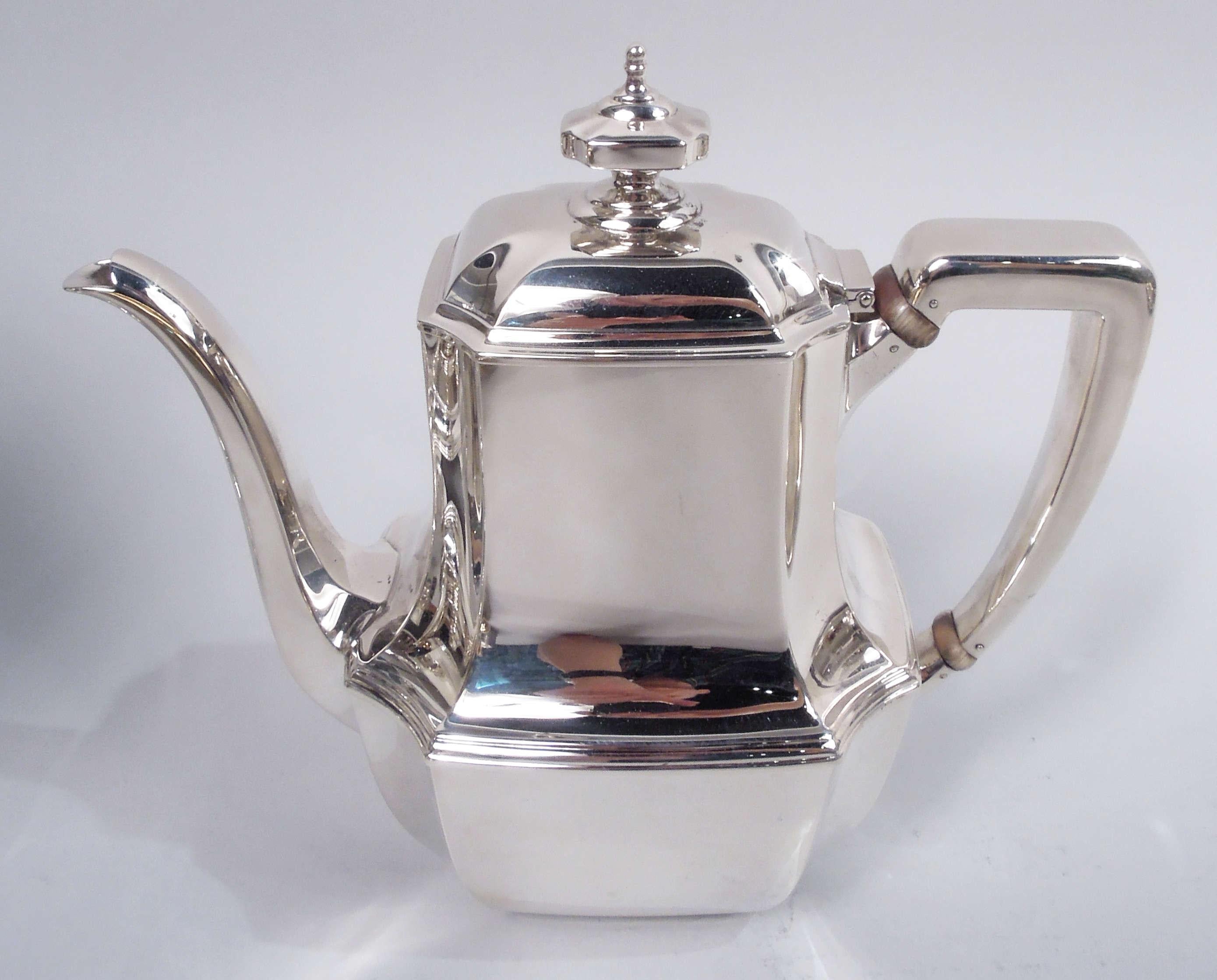20th Century Tiffany Hampton Art Deco Sterling Silver Coffee & Tea Set on Tray For Sale