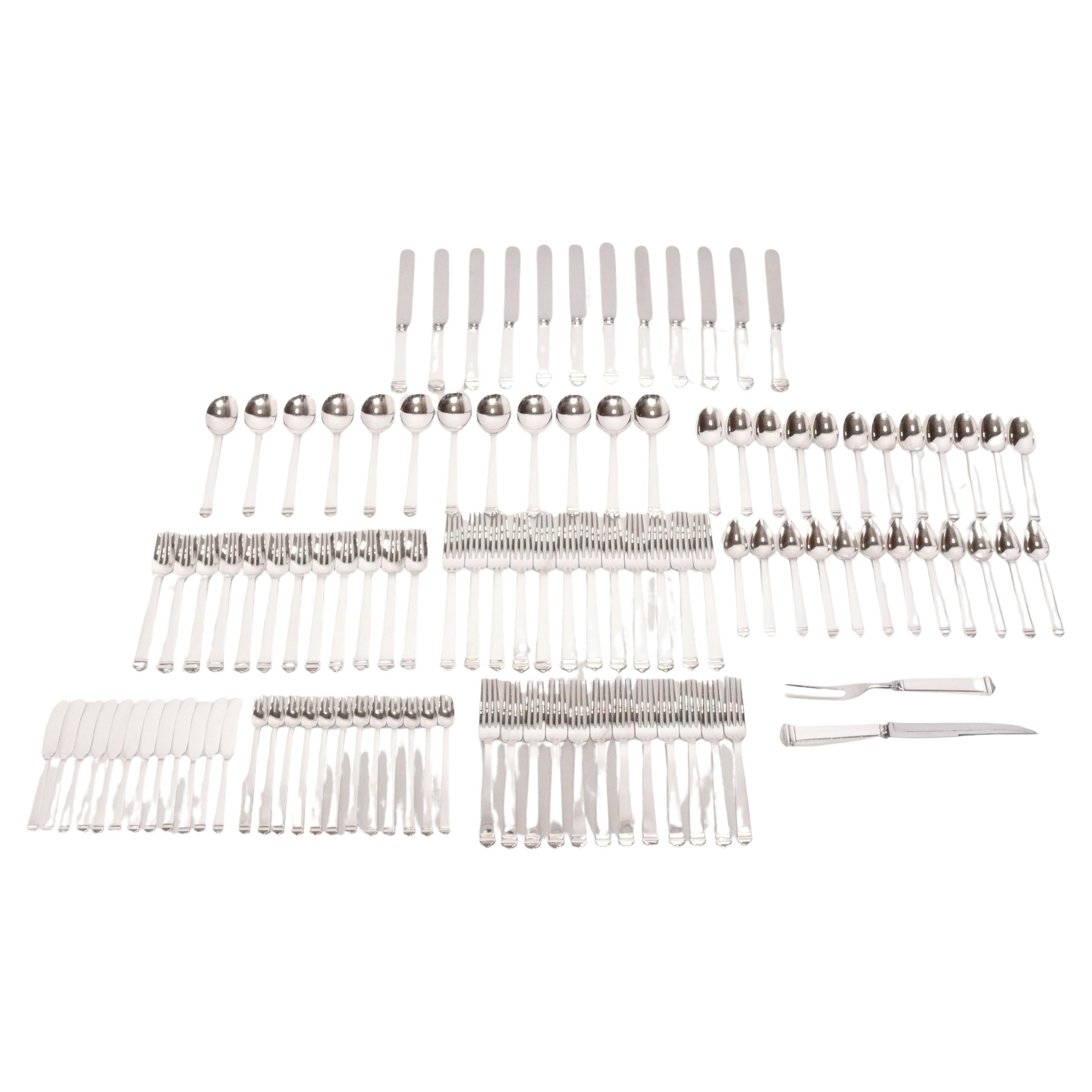 Tiffany Hampton Pattern Art Deco Sterling Silver Flatware Large Set for 12 Peopl en venta