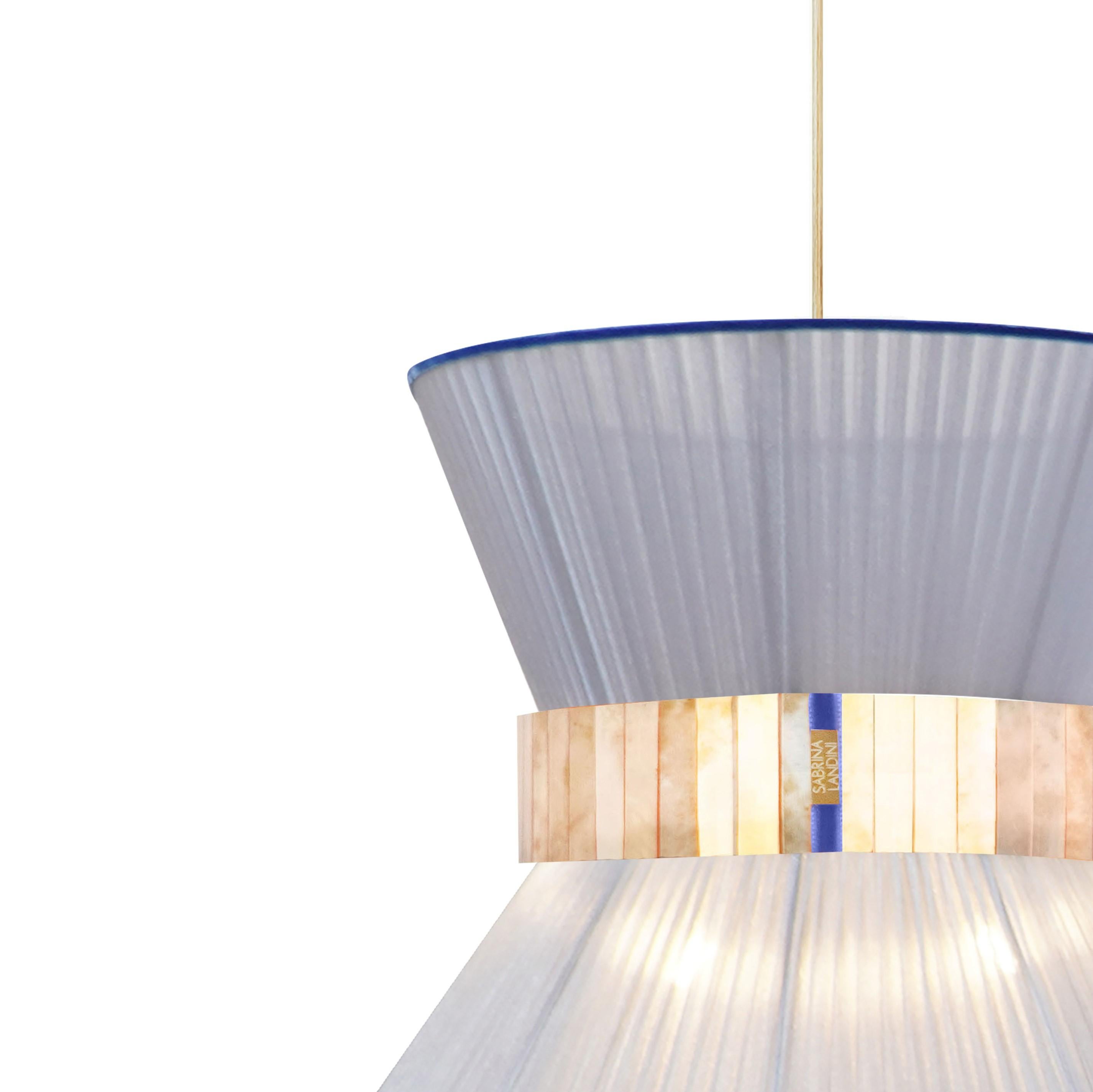 Este objeto es una pieza contemporánea, fabricada íntegramente en Toscana, Italia, y 100% de origen italiano. 

