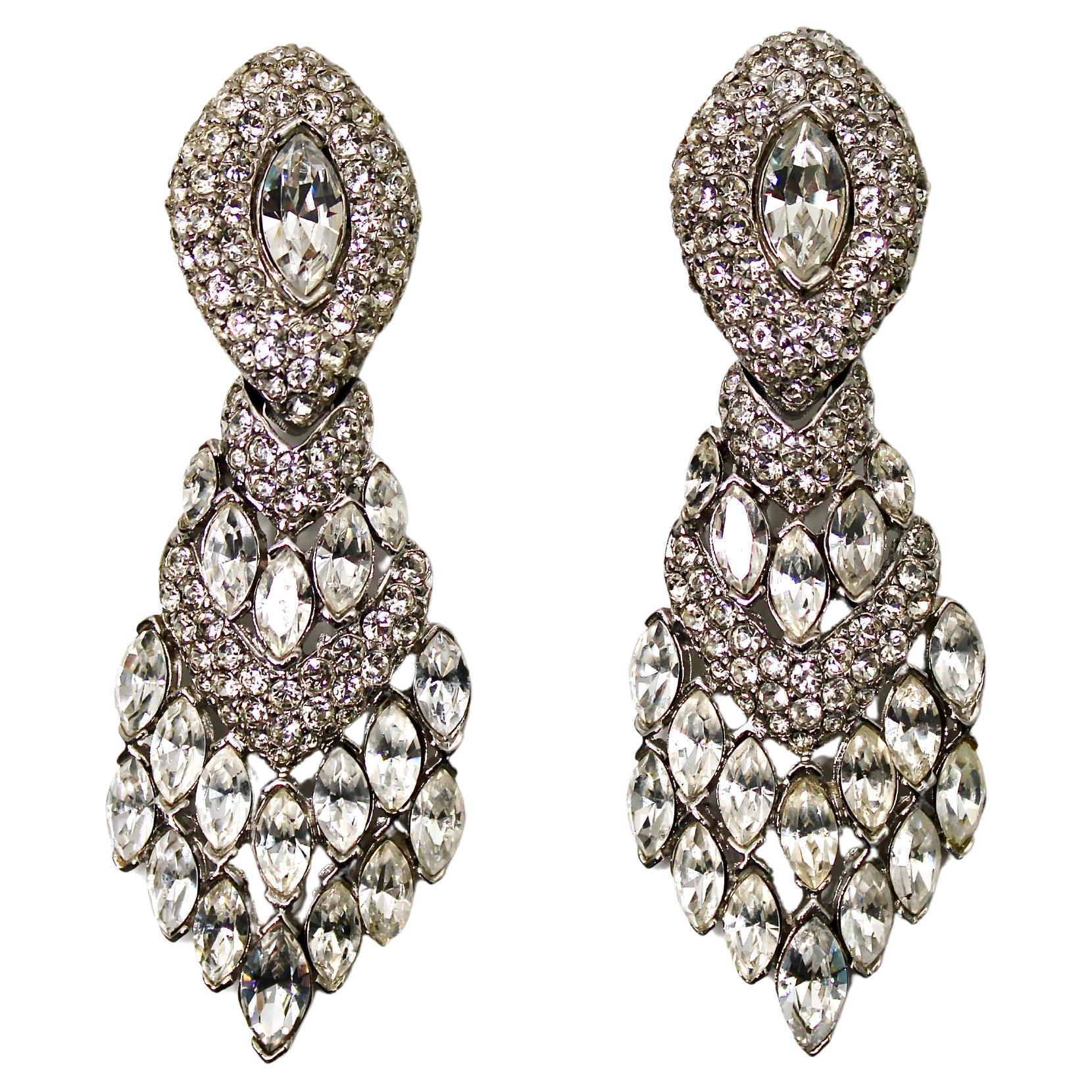 Orecchini a clip con cristalli e lampadari ispirati a Tiffany, circa anni '70