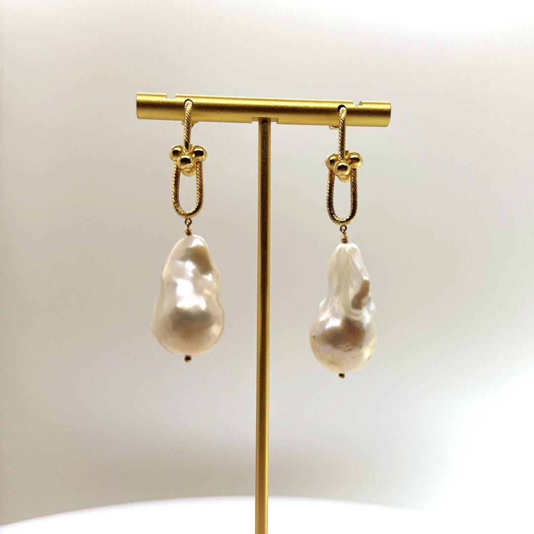 Artisan Tiffany inspired Hardware Earring in 14k Gold and Pearl For Sale