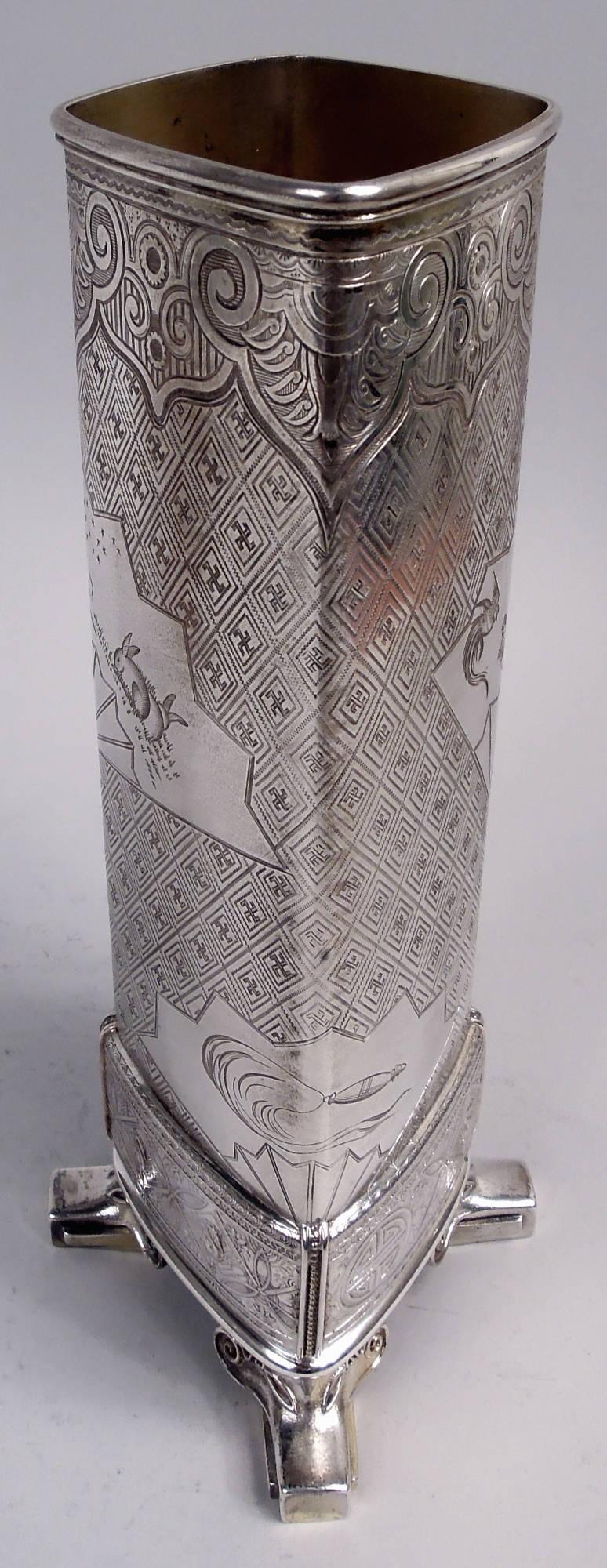 Tiffany Japonesque Sterling Silber Vase mit frühen Union Square Marke (amerikanisch) im Angebot
