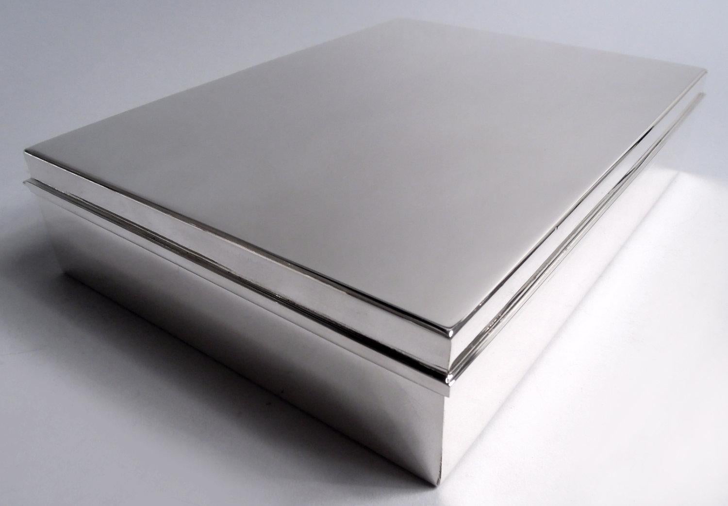 Caja Tiffany grande de plata de ley moderna de mediados de siglo Moderno de mediados de siglo