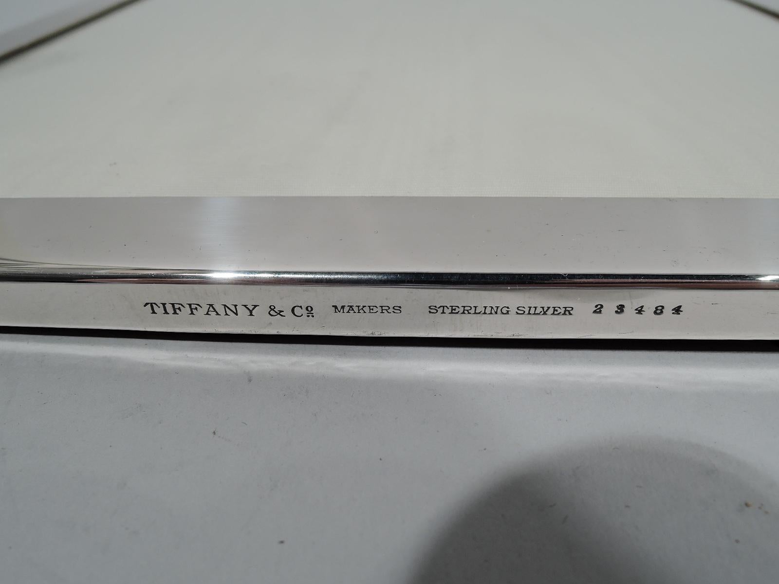 Tiffany Large Modern Picture Frame for Portrait or Landscape Picture In Excellent Condition In New York, NY