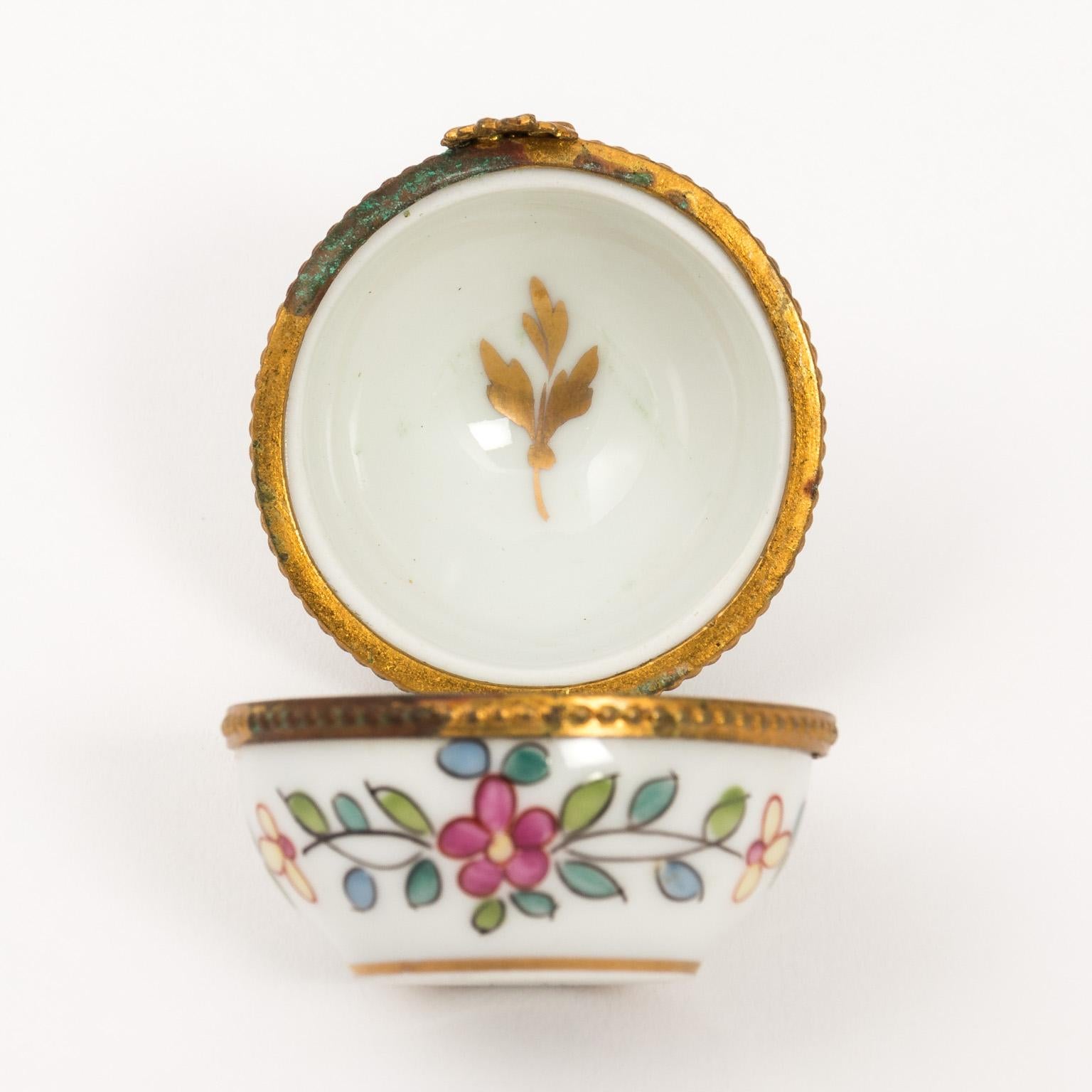 Tiffany & Co. Limoges Hand Painted Porcelain Box 1