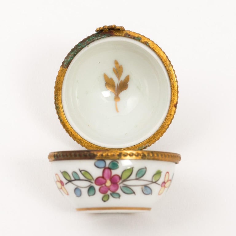 Tiffany and Co. Limoges Hand Painted Porcelain Box at 1stDibs | tiffany ...