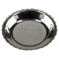 Tiffany Makers Sterling Silver Candy Dish Tray with Scalloped Edge 7.125" Wide (plateau à bonbons en argent sterling avec bord festonné)