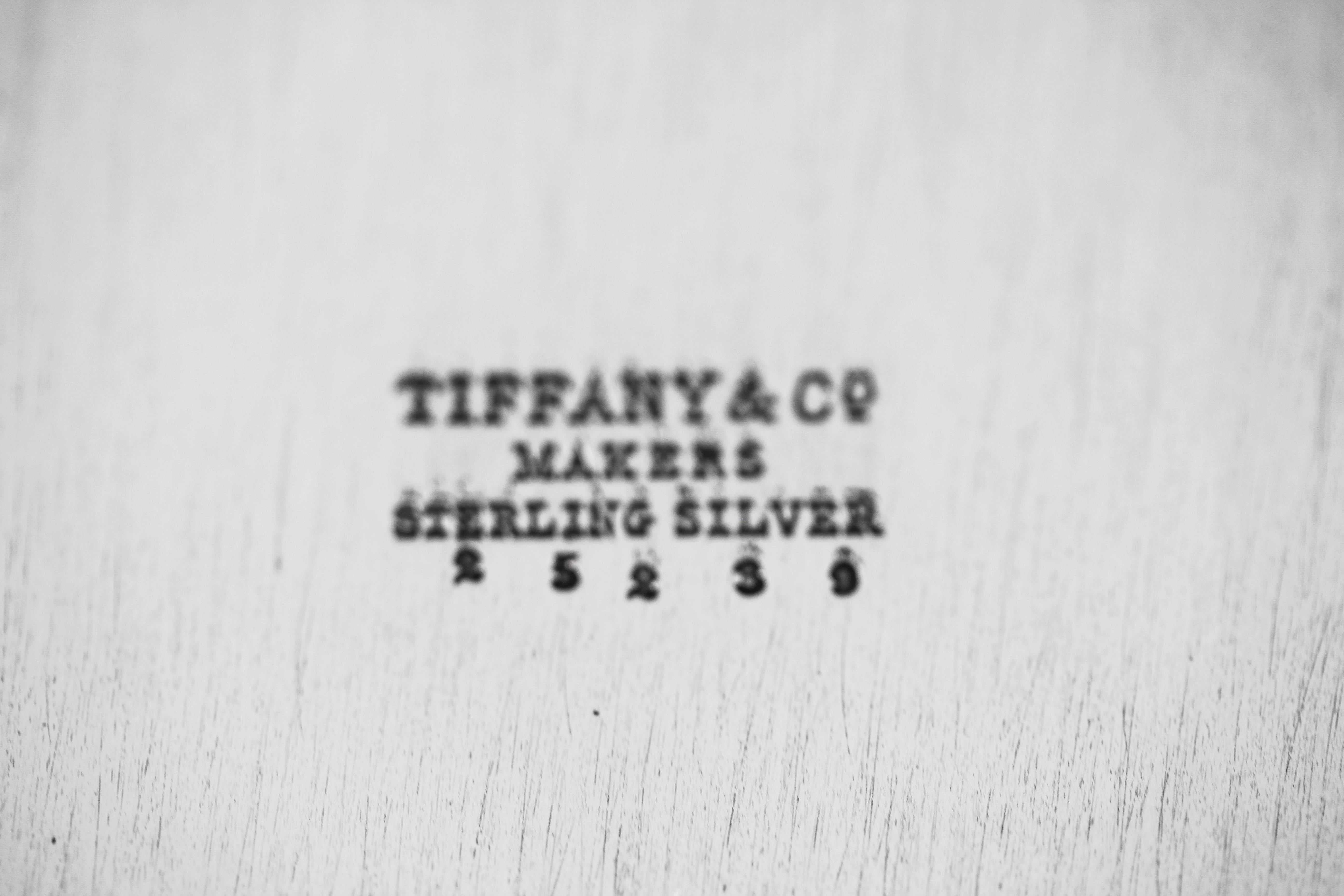 Cuenco Tiffany de mediados de siglo en Excelente estado para la venta en Brooklyn, NY