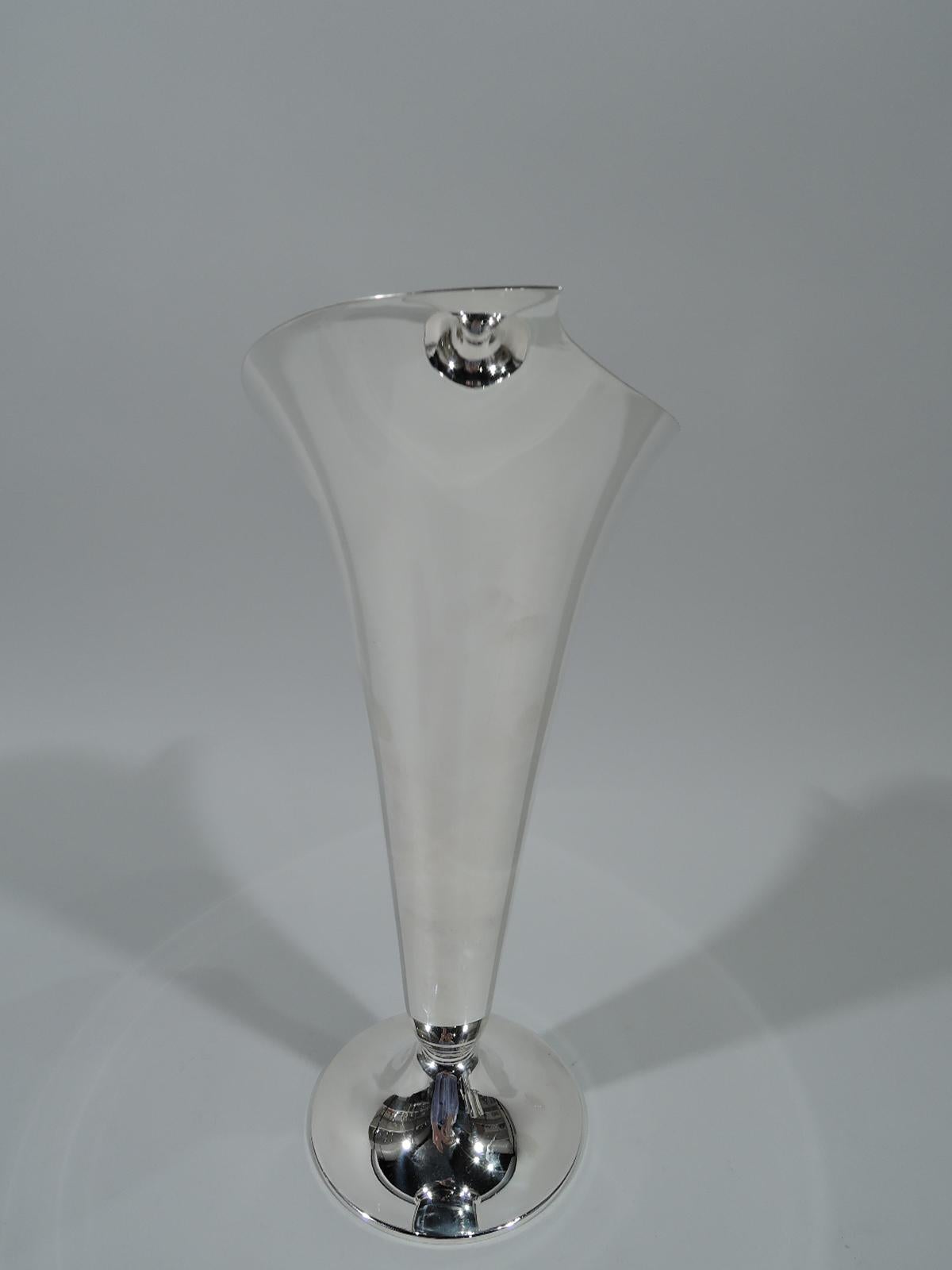 American Tiffany Mid-Century Modern Abstract Leaf-Wrapped Vase